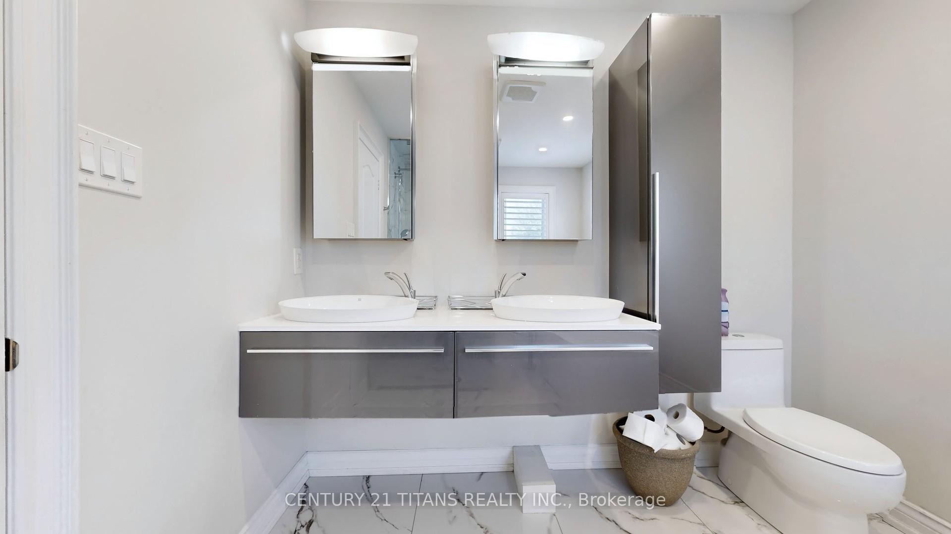 Photo 20 of 23 Santa Amato Crescent, Vaughan, Patterson — HOMEH