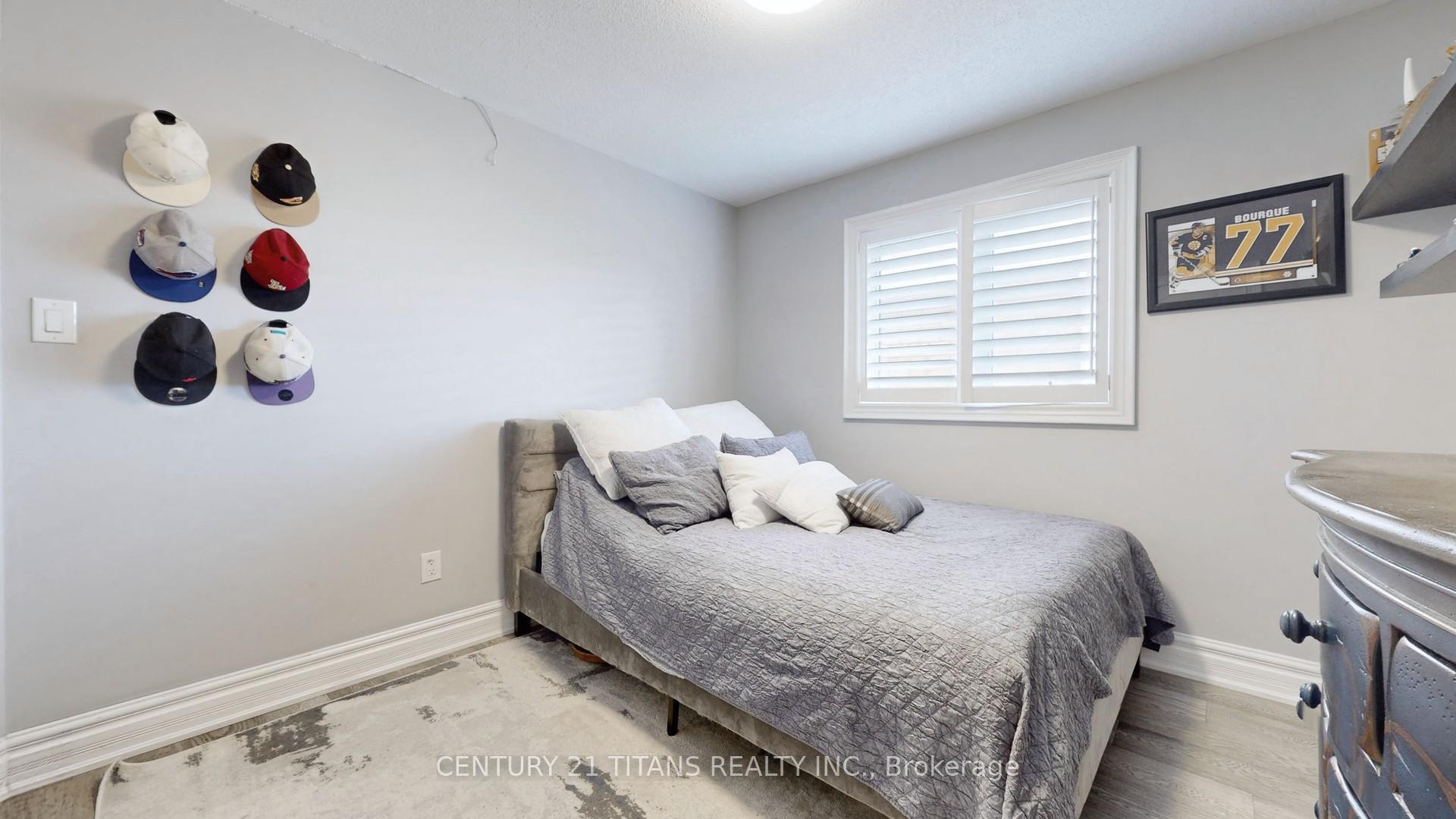 Photo 28 of 23 Santa Amato Crescent, Vaughan, Patterson — HOMEH