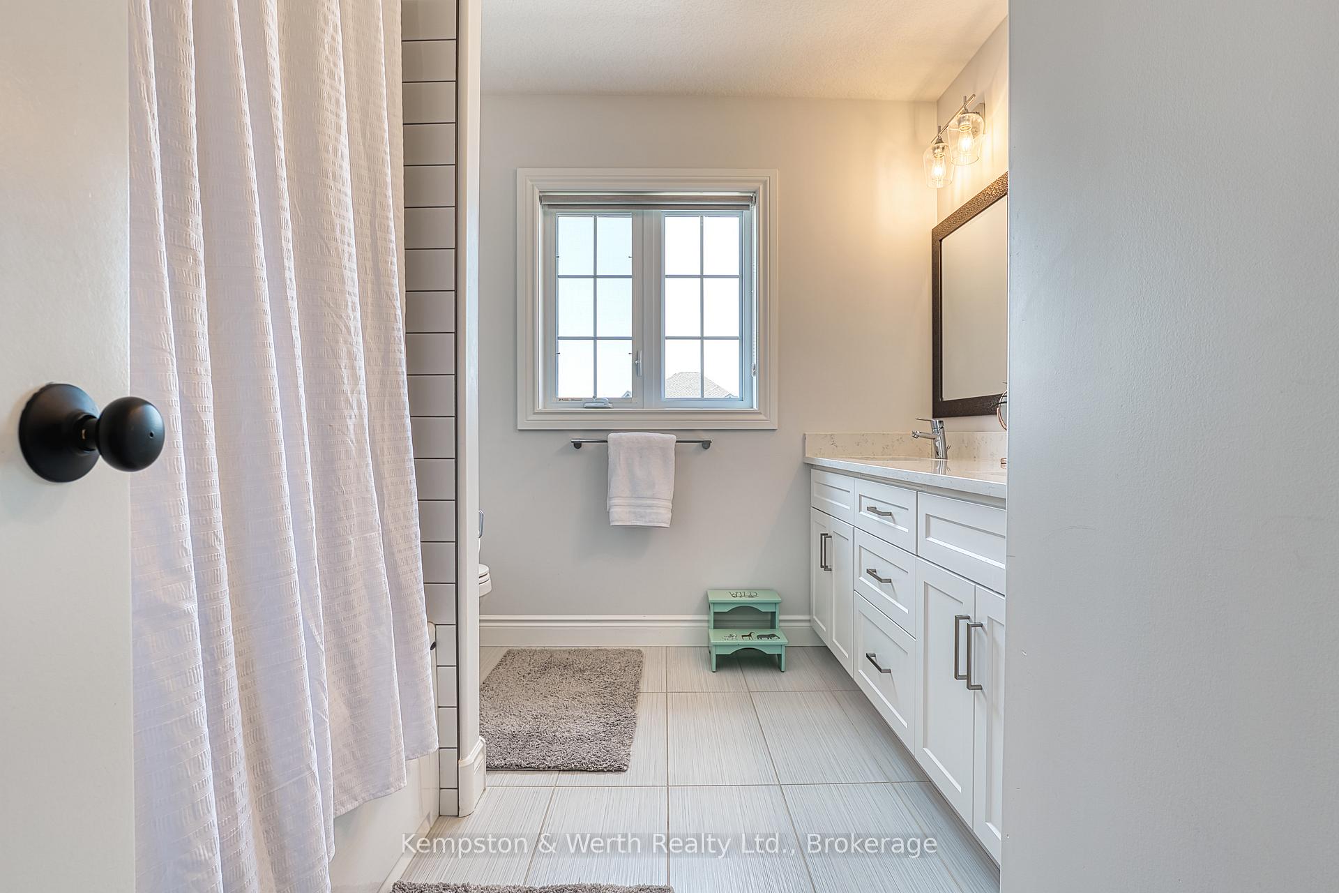 Photo 29 of 71 Forbes Crescent, North Perth, Listowel — HOMEH