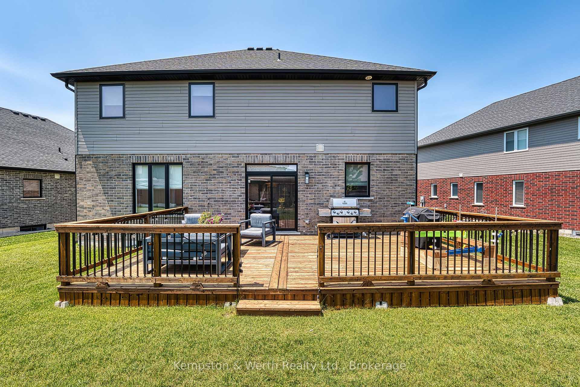 Photo 37 of 71 Forbes Crescent, North Perth, Listowel — HOMEH