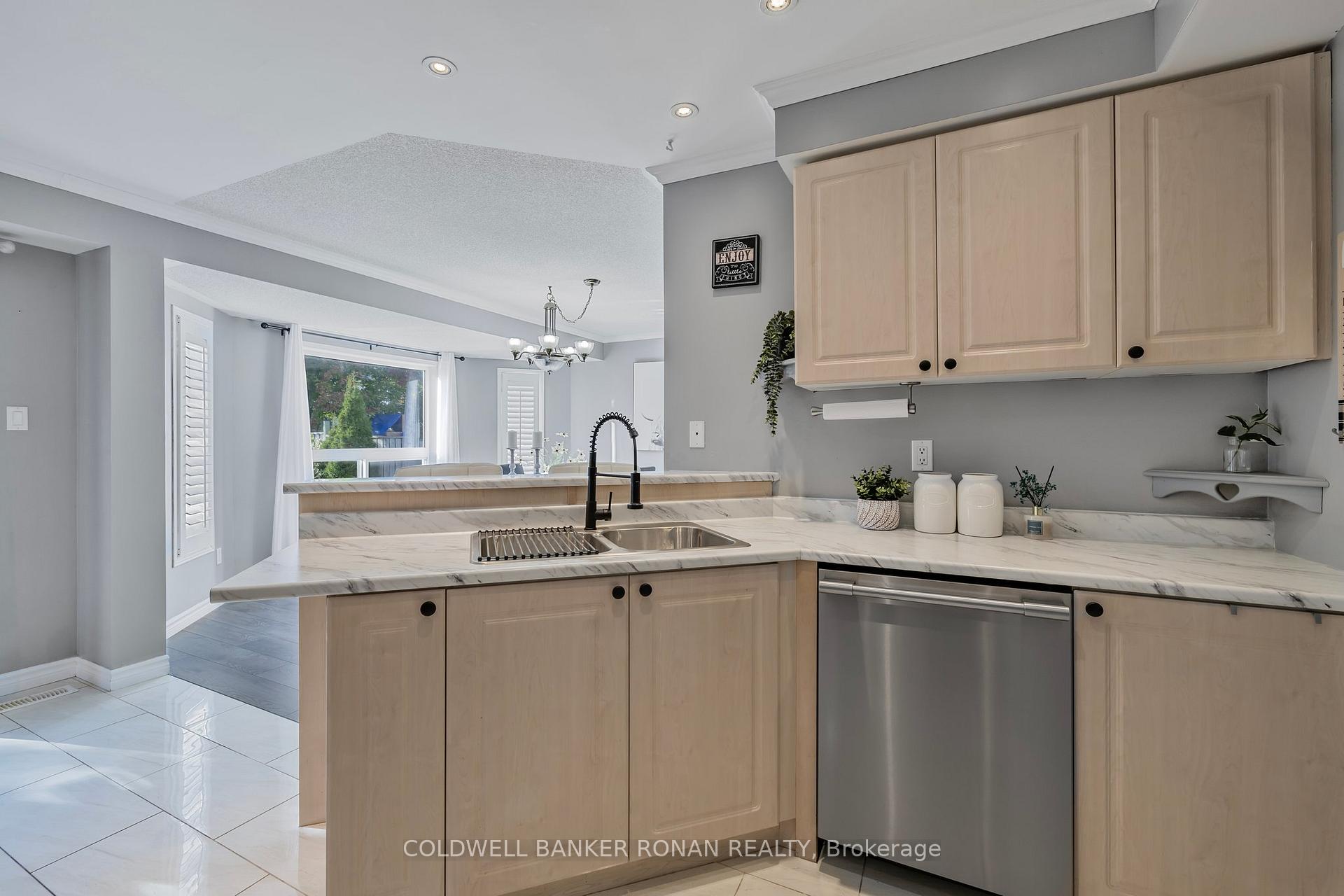 Photo 9 of 50 McCurdy Drive, New Tecumseth, Tottenham — HOMEH