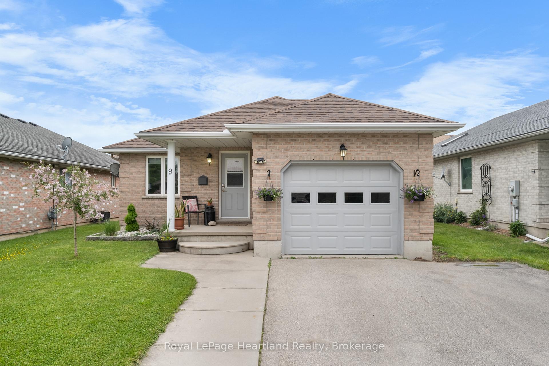 Photo 1 of 9 Parkhaven Crescent, St. Marys — HOMEH