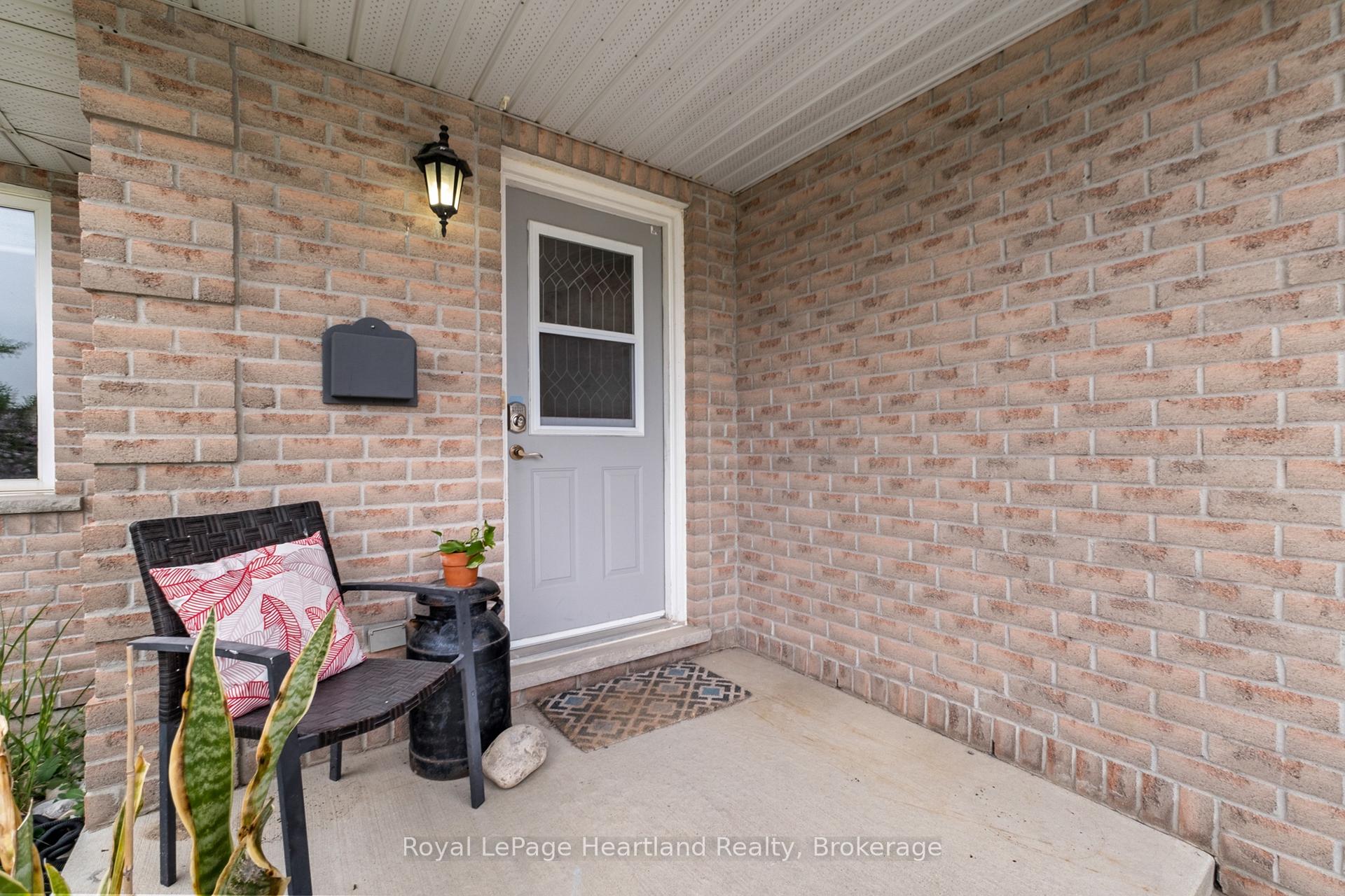 Photo 7 of 9 Parkhaven Crescent, St. Marys — HOMEH