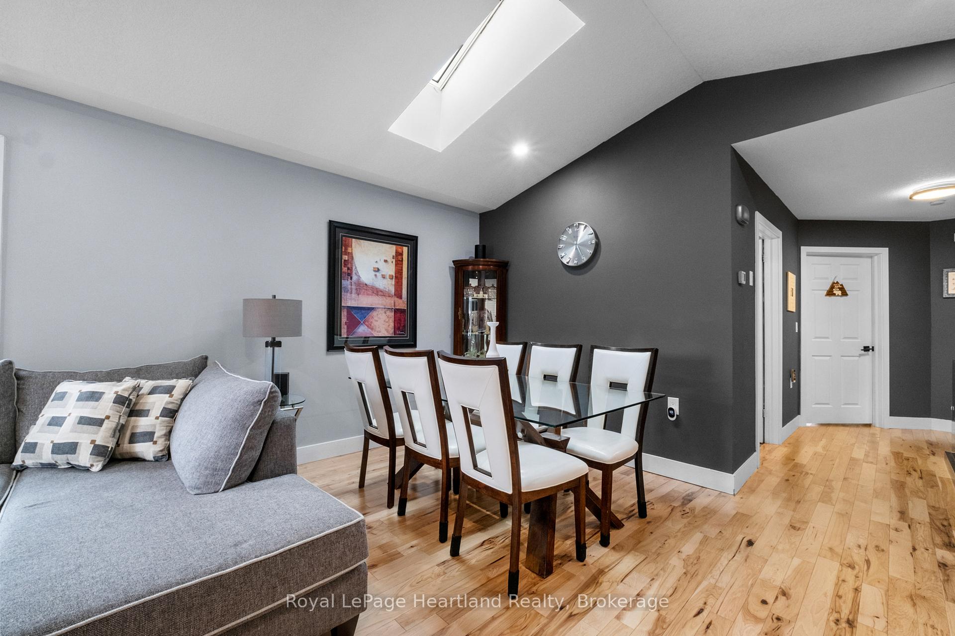 Photo 11 of 9 Parkhaven Crescent, St. Marys — HOMEH