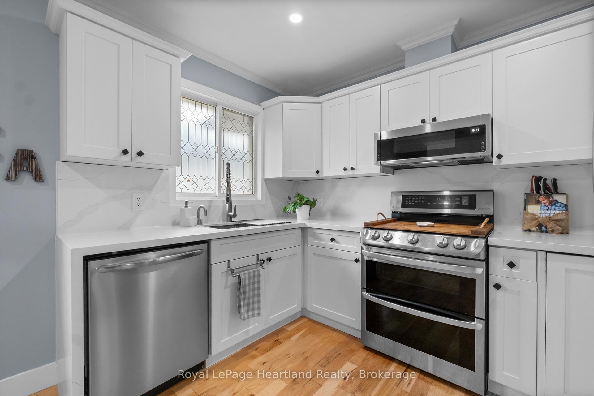 Photo 12 of 9 Parkhaven Crescent, St. Marys — HOMEH