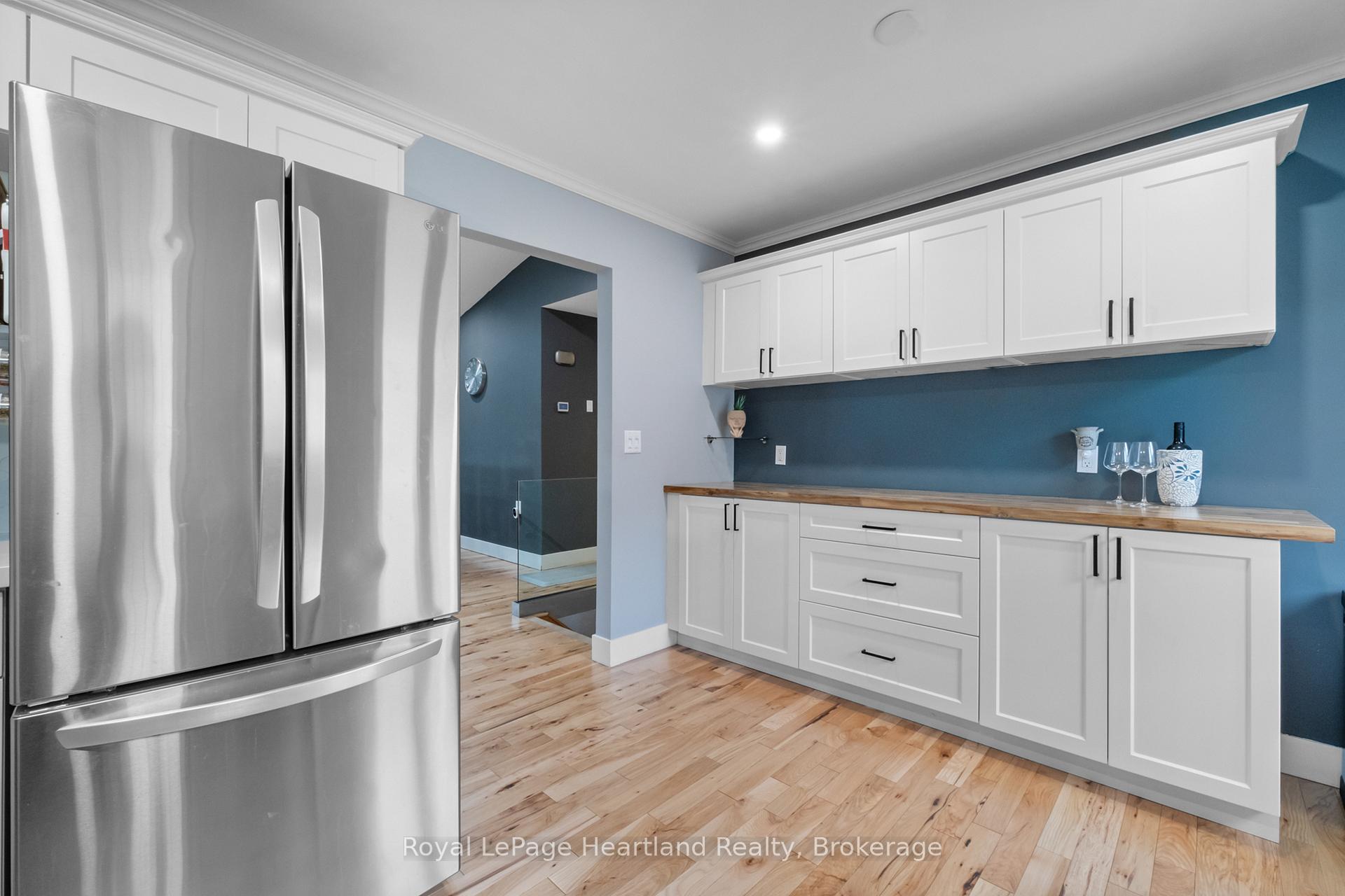 Photo 23 of 9 Parkhaven Crescent, St. Marys — HOMEH