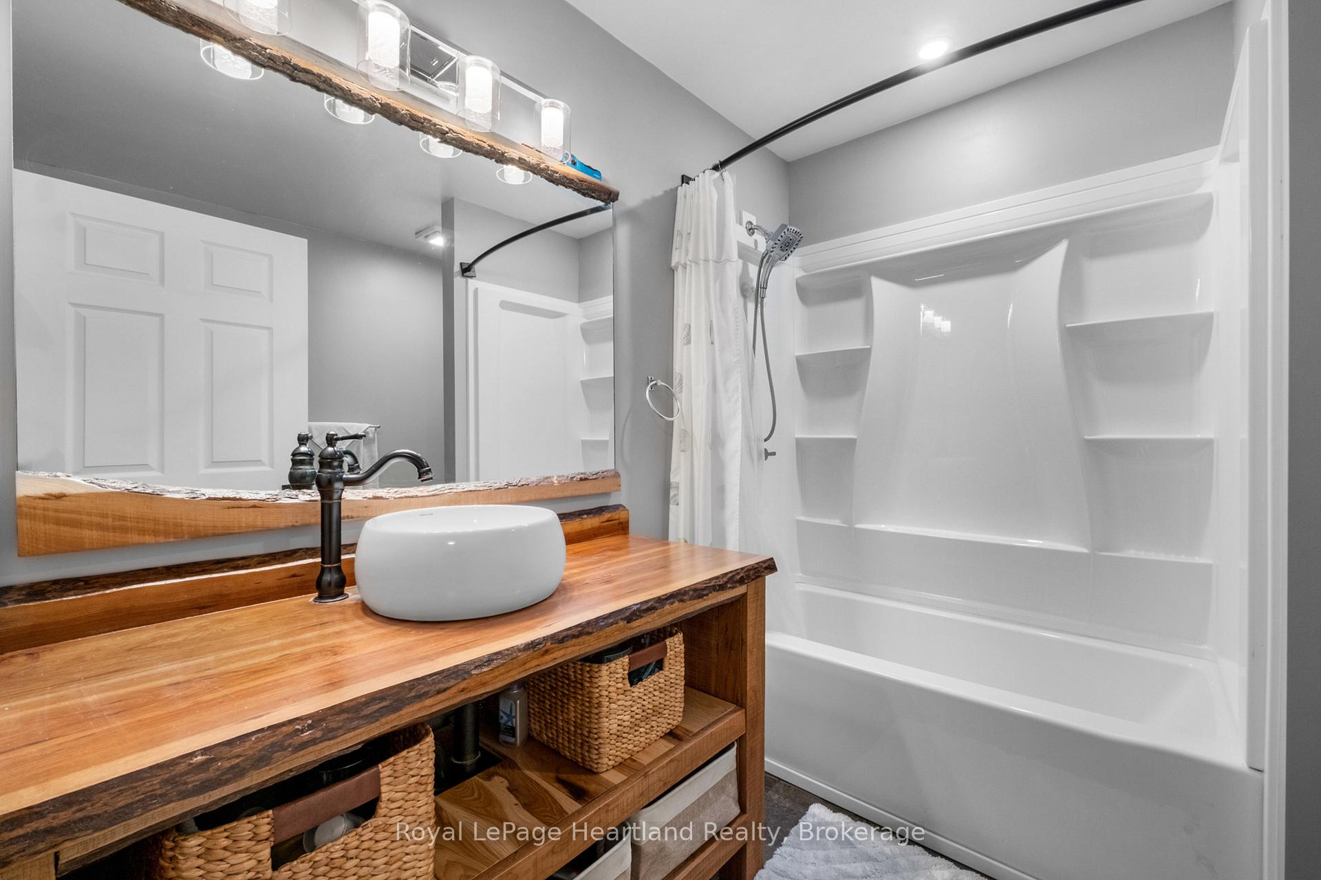 Photo 14 of 9 Parkhaven Crescent, St. Marys — HOMEH