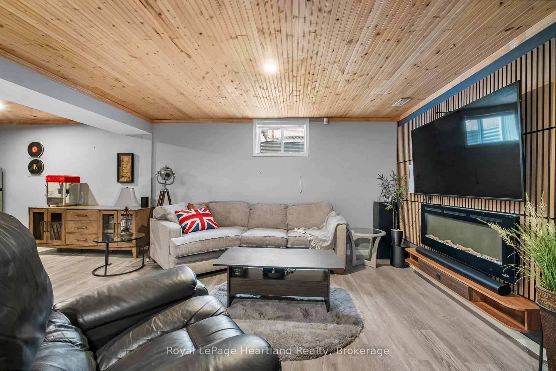Photo 27 of 9 Parkhaven Crescent, St. Marys — HOMEH
