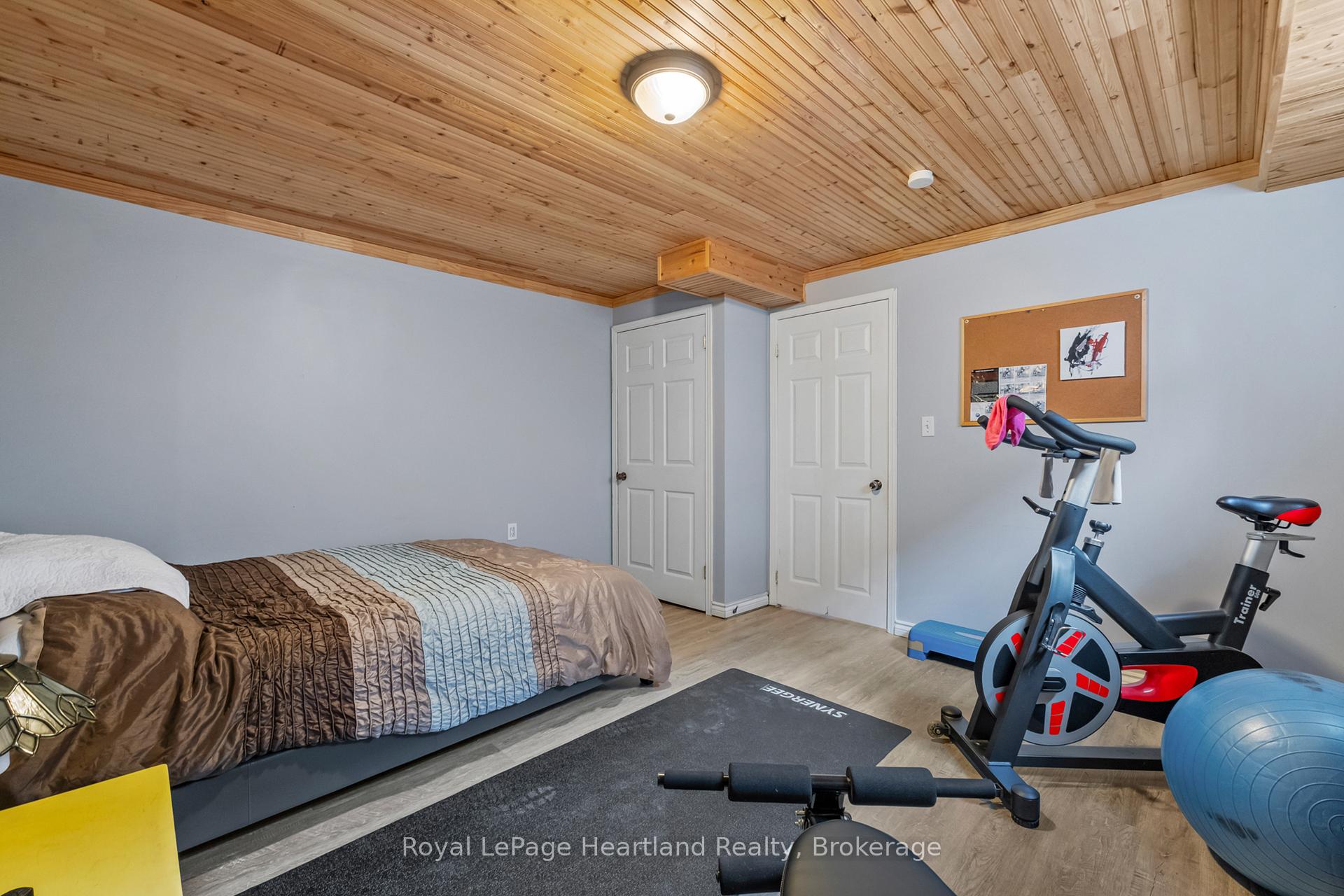 Photo 29 of 9 Parkhaven Crescent, St. Marys — HOMEH