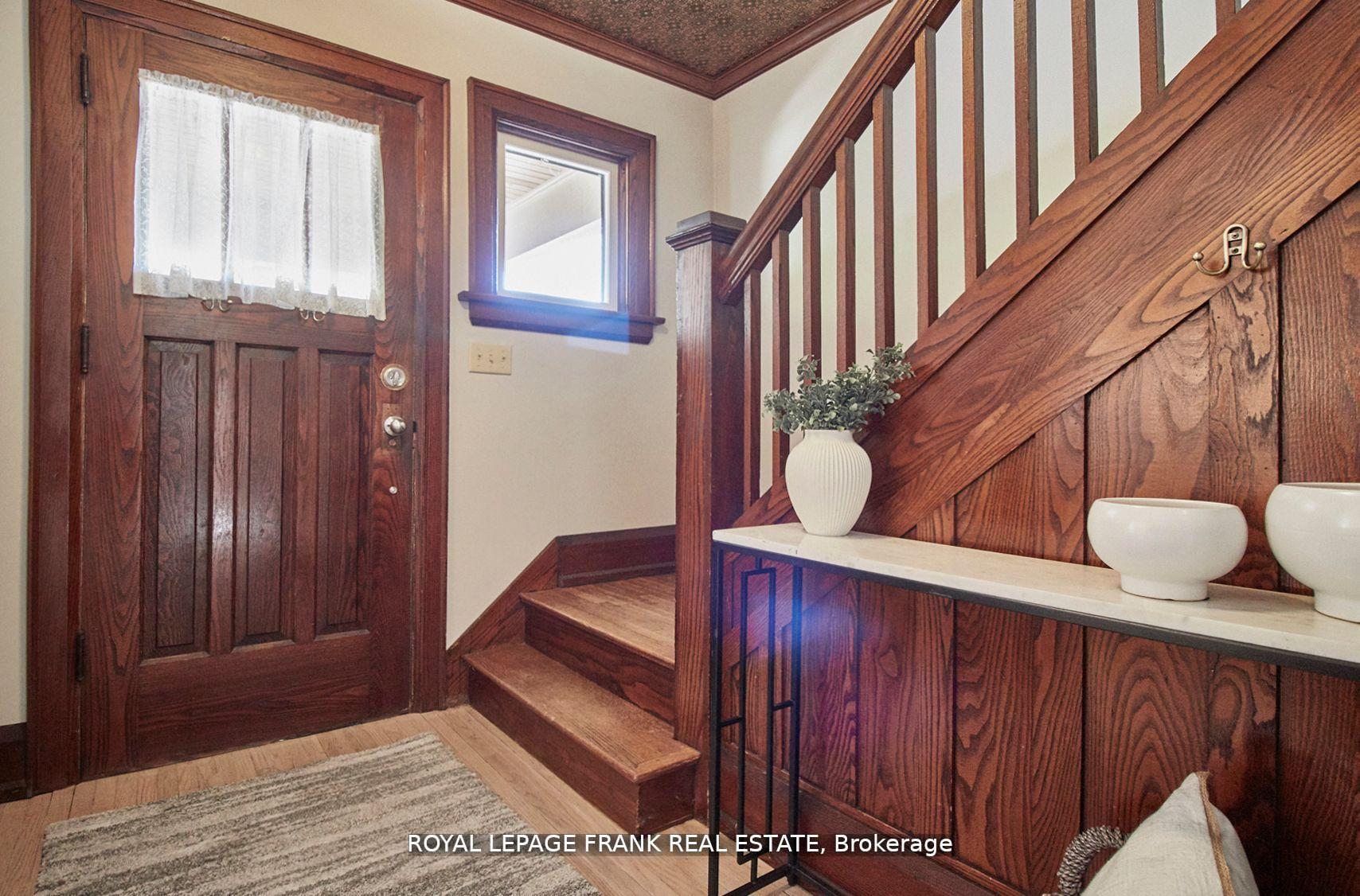 Photo 4 of 95 Agnes Street, Oshawa, O'Neill — HOMEH