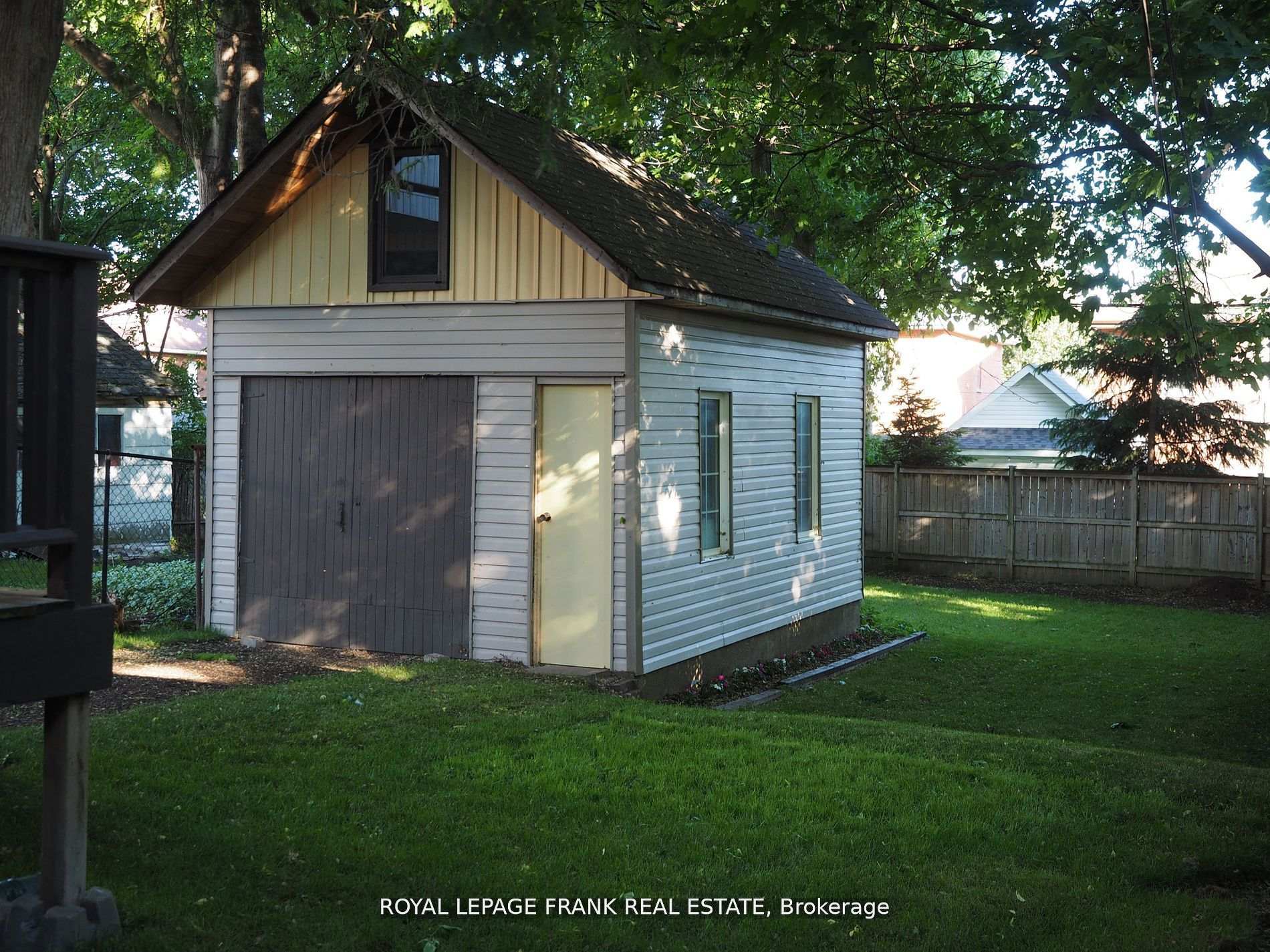 Photo 32 of 95 Agnes Street, Oshawa, O'Neill — HOMEH