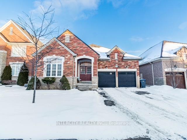 Photo 8 of 35 Fontainebleu Road, Brampton, Vales of Castlemore North — HOMEH