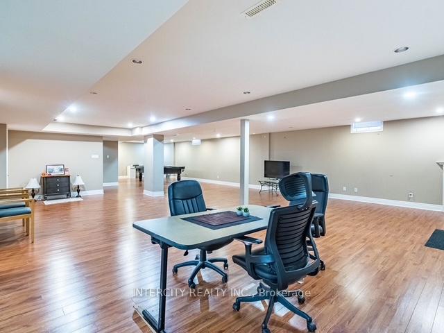 Photo 20 of 35 Fontainebleu Road, Brampton, Vales of Castlemore North — HOMEH