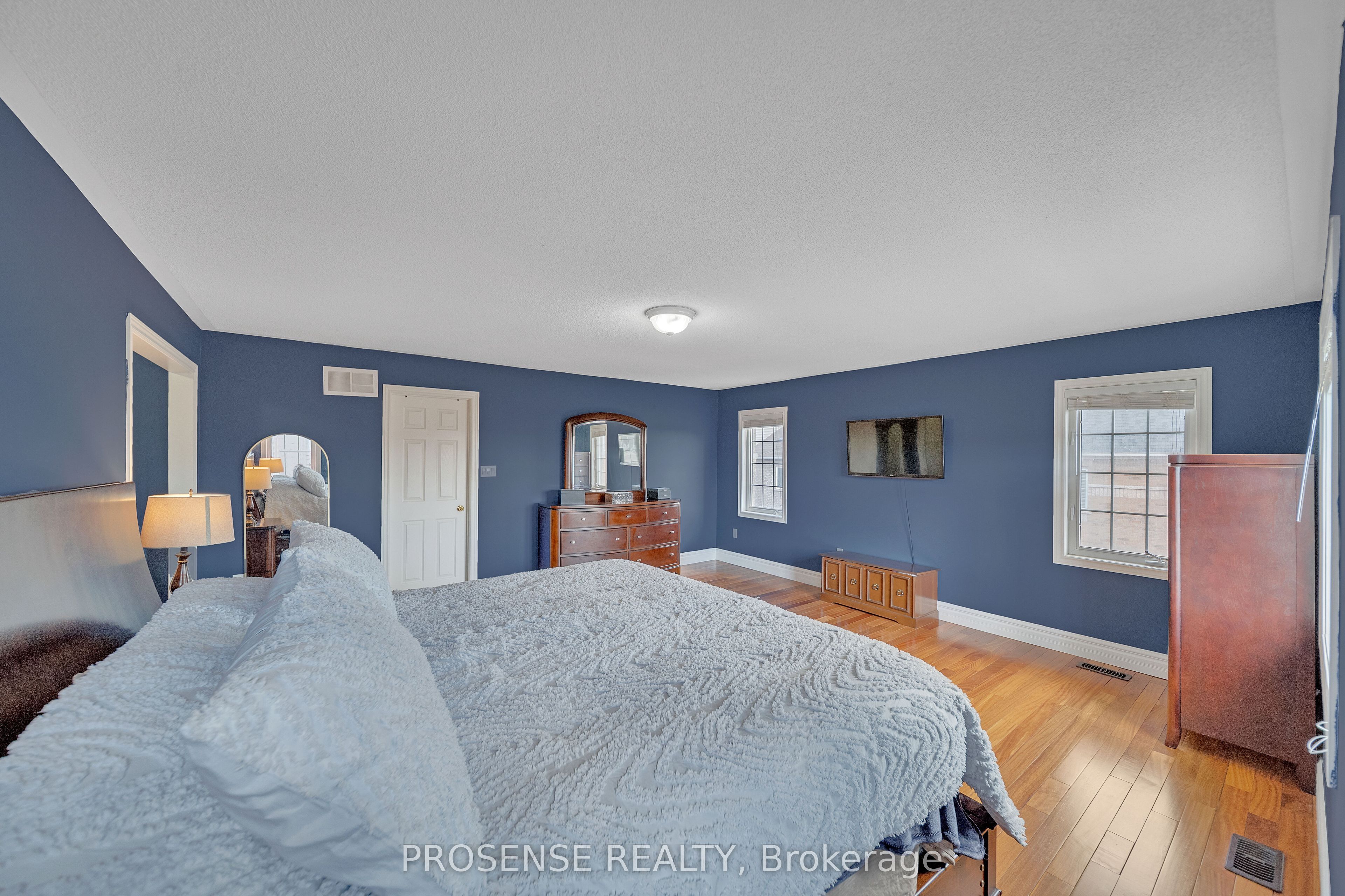 Photo 24 of 29 Ashby Field Road, Brampton, Credit Valley — HOMEH