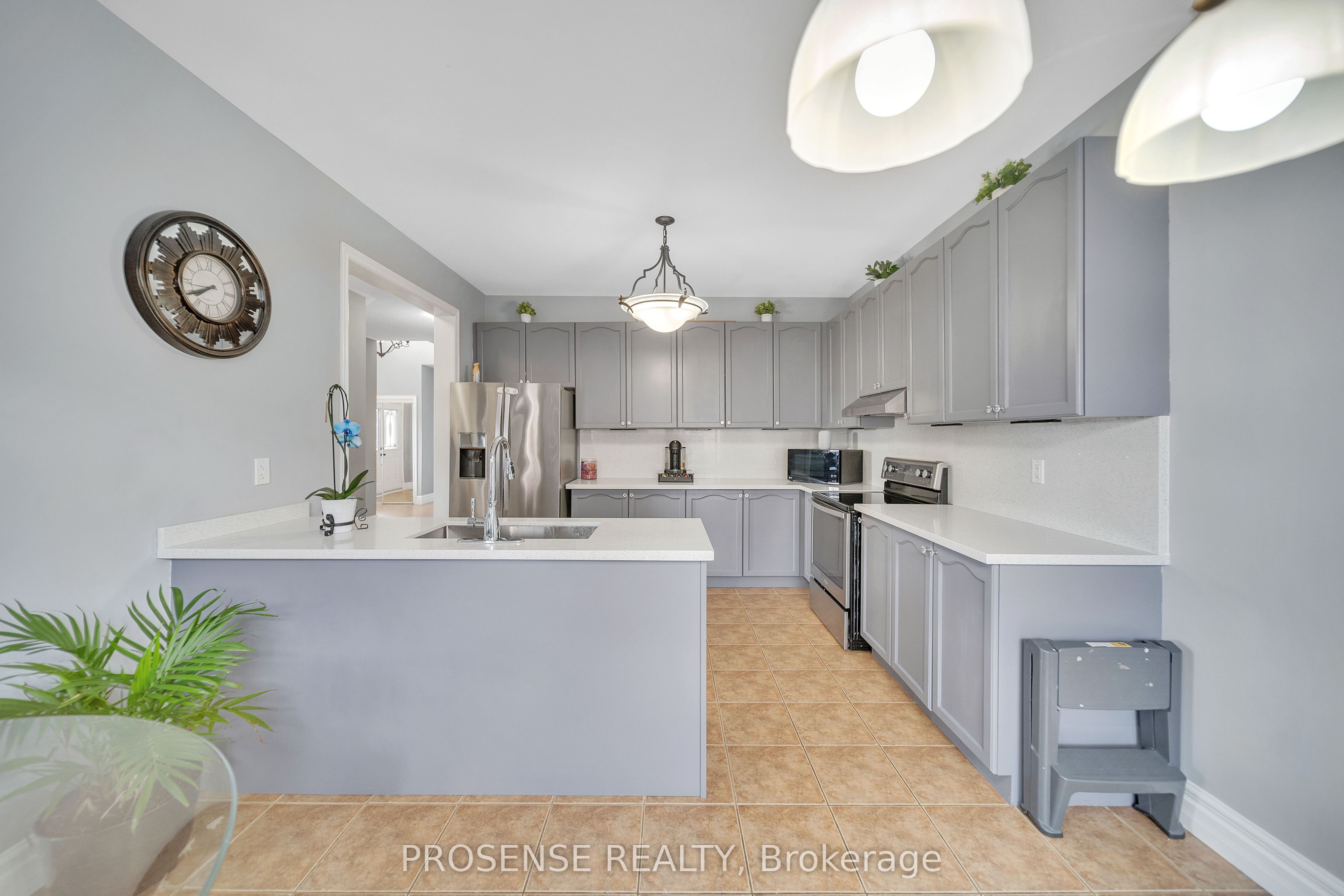 Photo 18 of 29 Ashby Field Road, Brampton, Credit Valley — HOMEH