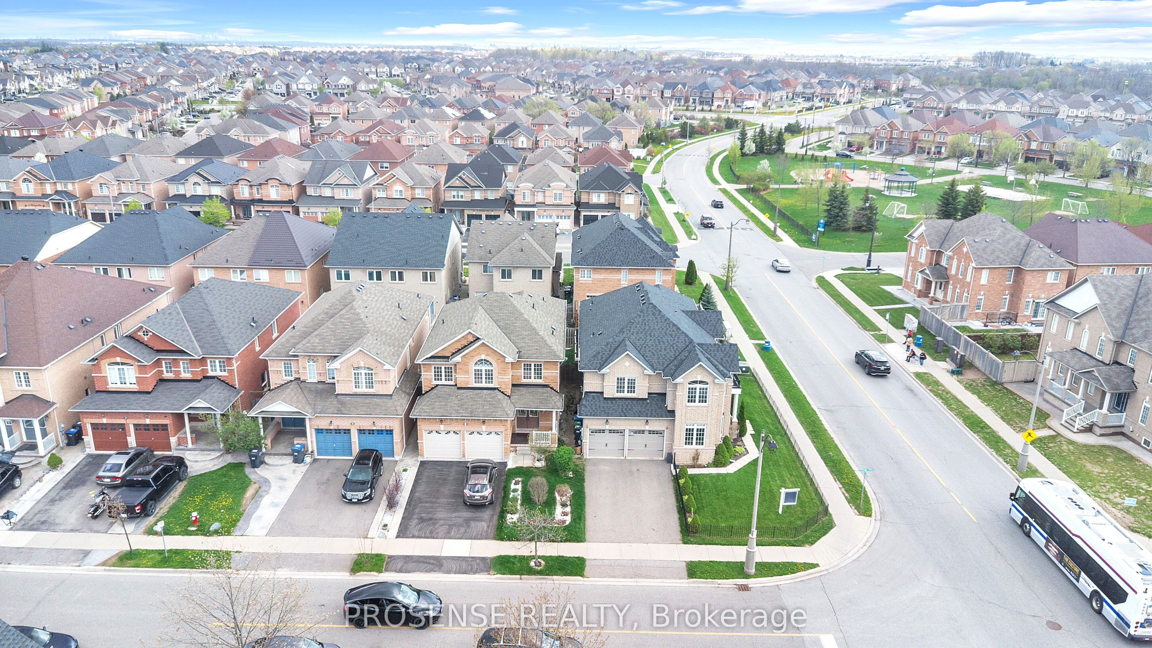 Photo 47 of 29 Ashby Field Road, Brampton, Credit Valley — HOMEH