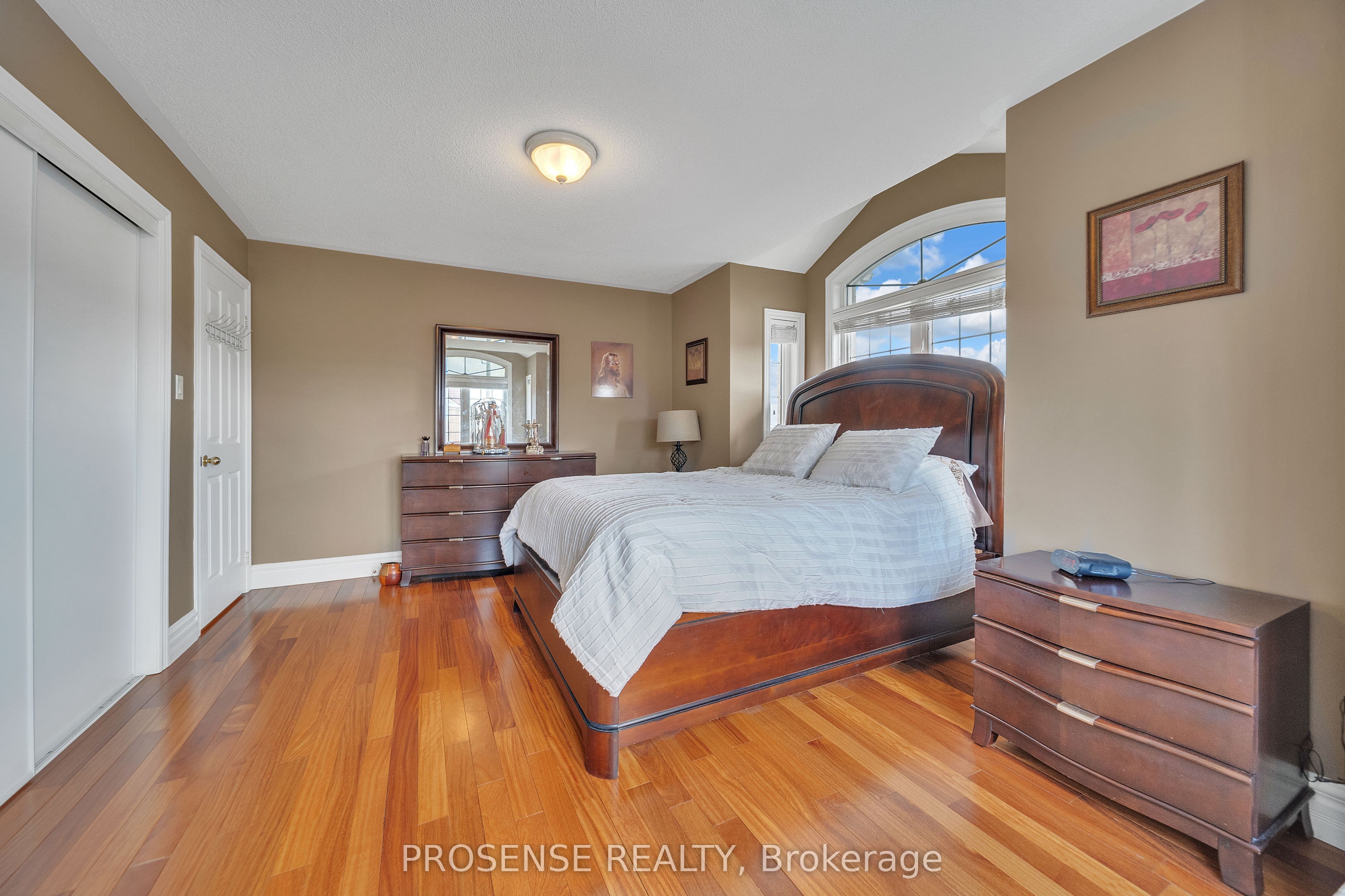 Photo 31 of 29 Ashby Field Road, Brampton, Credit Valley — HOMEH
