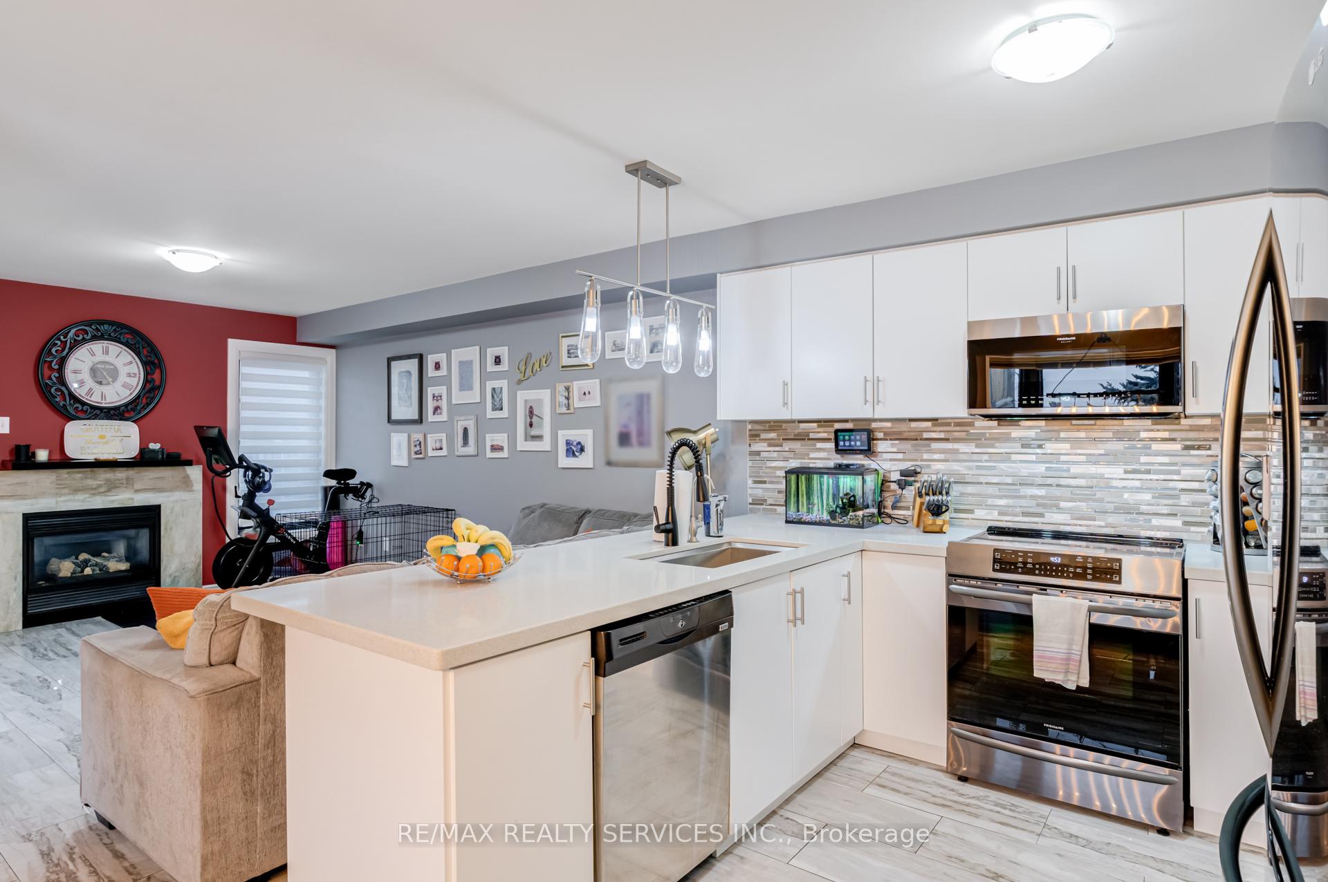 Photo 9 of 3883 Partition Road, Mississauga, Lisgar — HOMEH