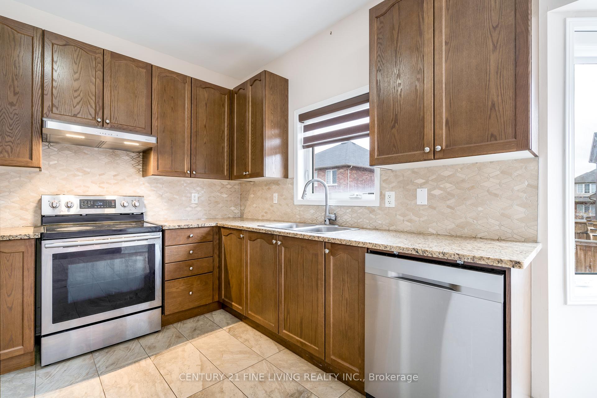 Photo 16 of 27 Locarno Street, Brampton, Sandringham-Wellington — HOMEH