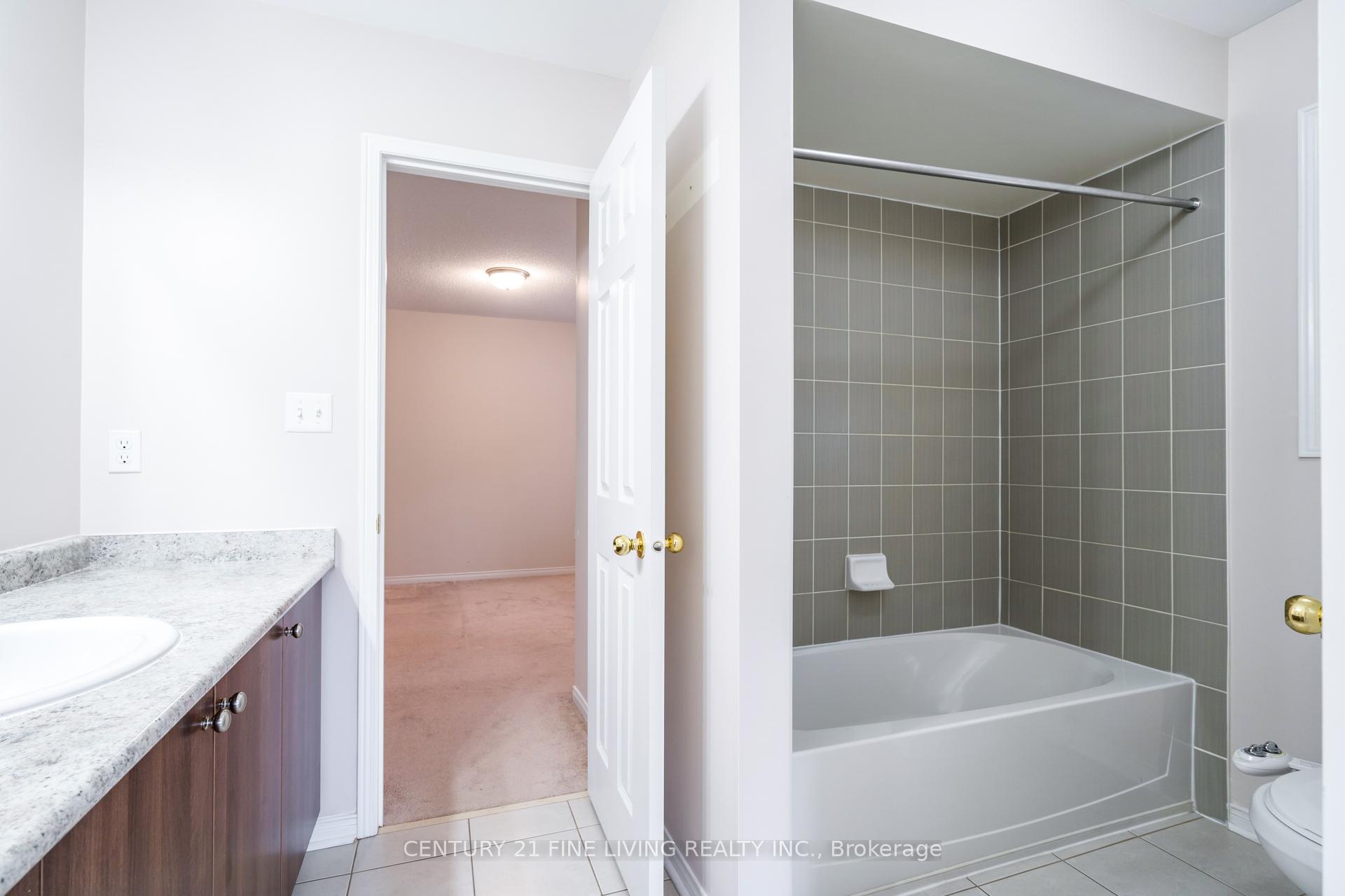 Photo 32 of 27 Locarno Street, Brampton, Sandringham-Wellington — HOMEH