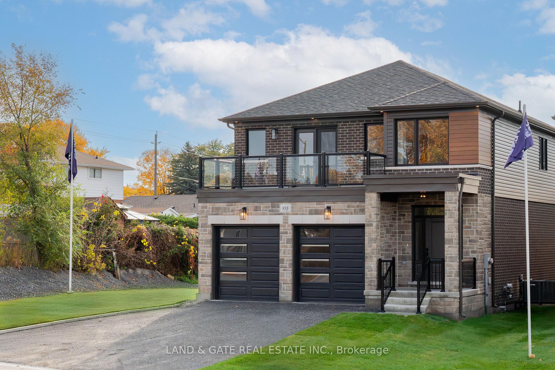 Front of 1001 Queensdale Avenue