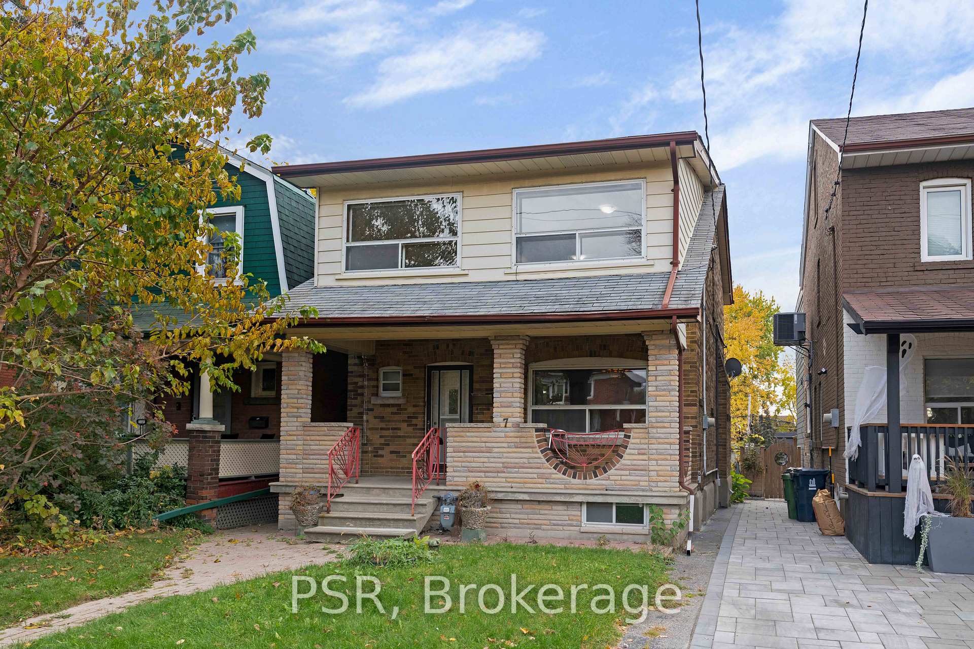 Front of 7 Earnscliffe Road N