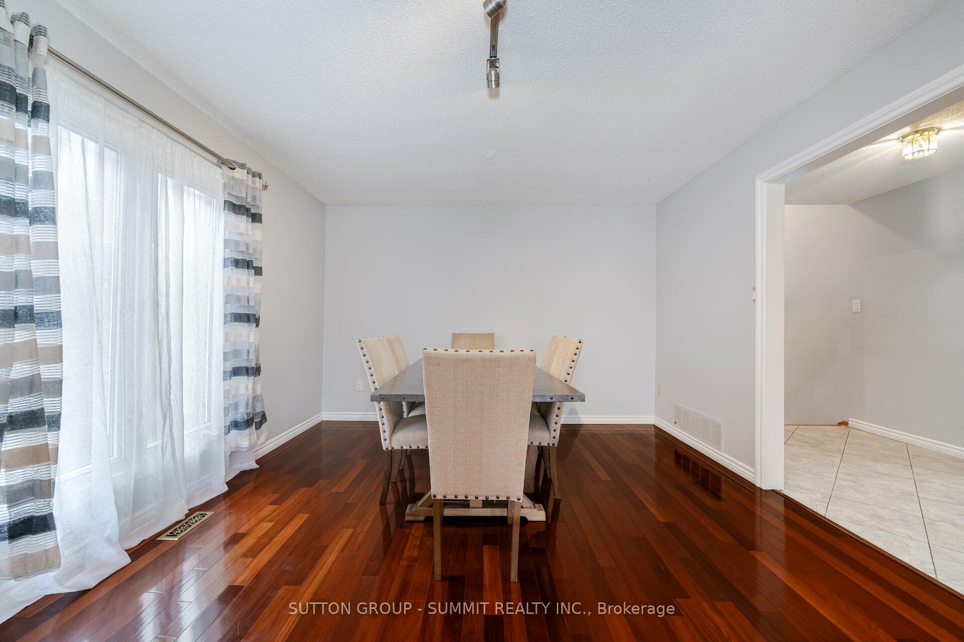 Photo 35 of 4238 Treetop Crescent, Mississauga, Erin Mills — HOMEH