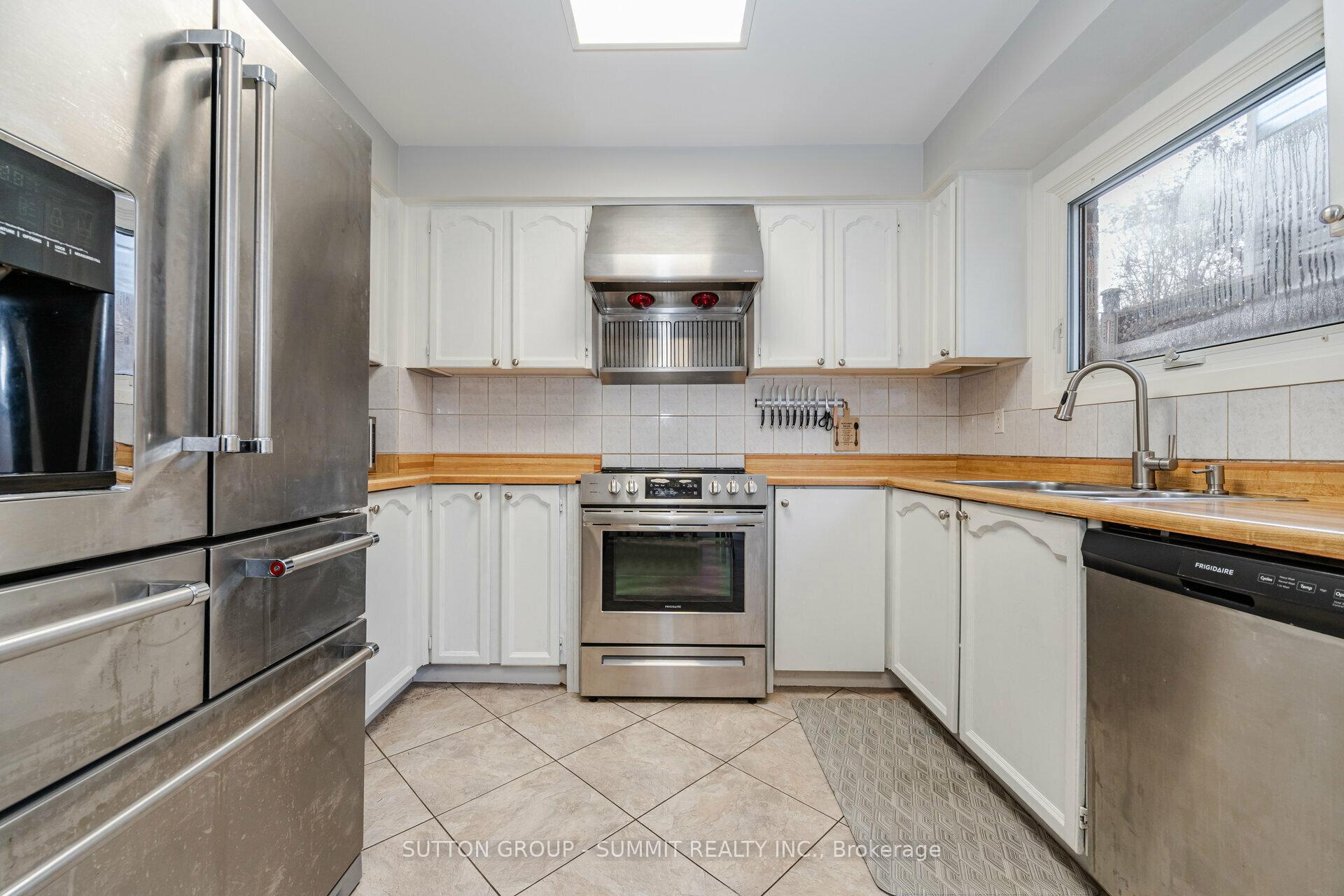 Photo 22 of 4238 Treetop Crescent, Mississauga, Erin Mills — HOMEH