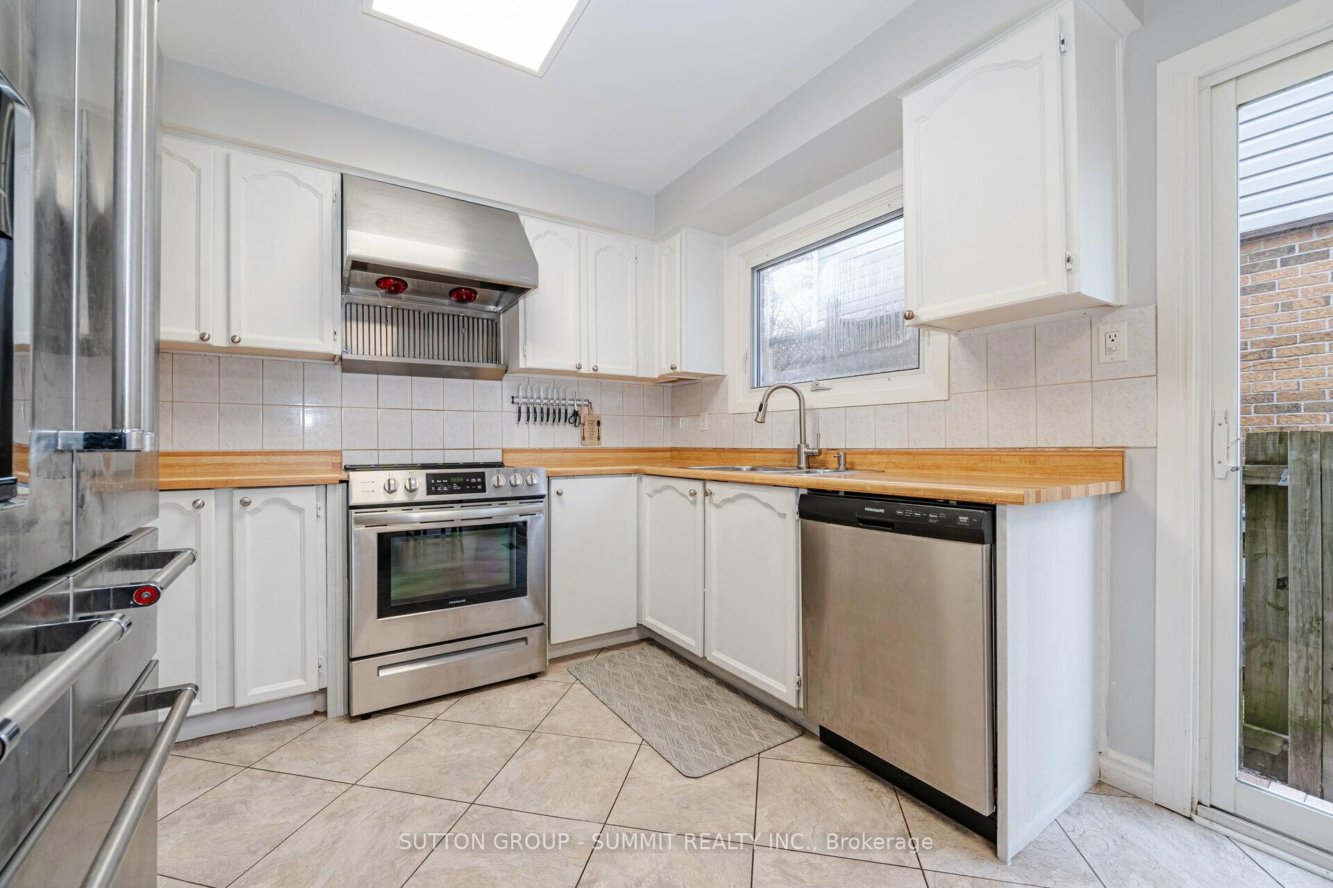 Photo 19 of 4238 Treetop Crescent, Mississauga, Erin Mills — HOMEH