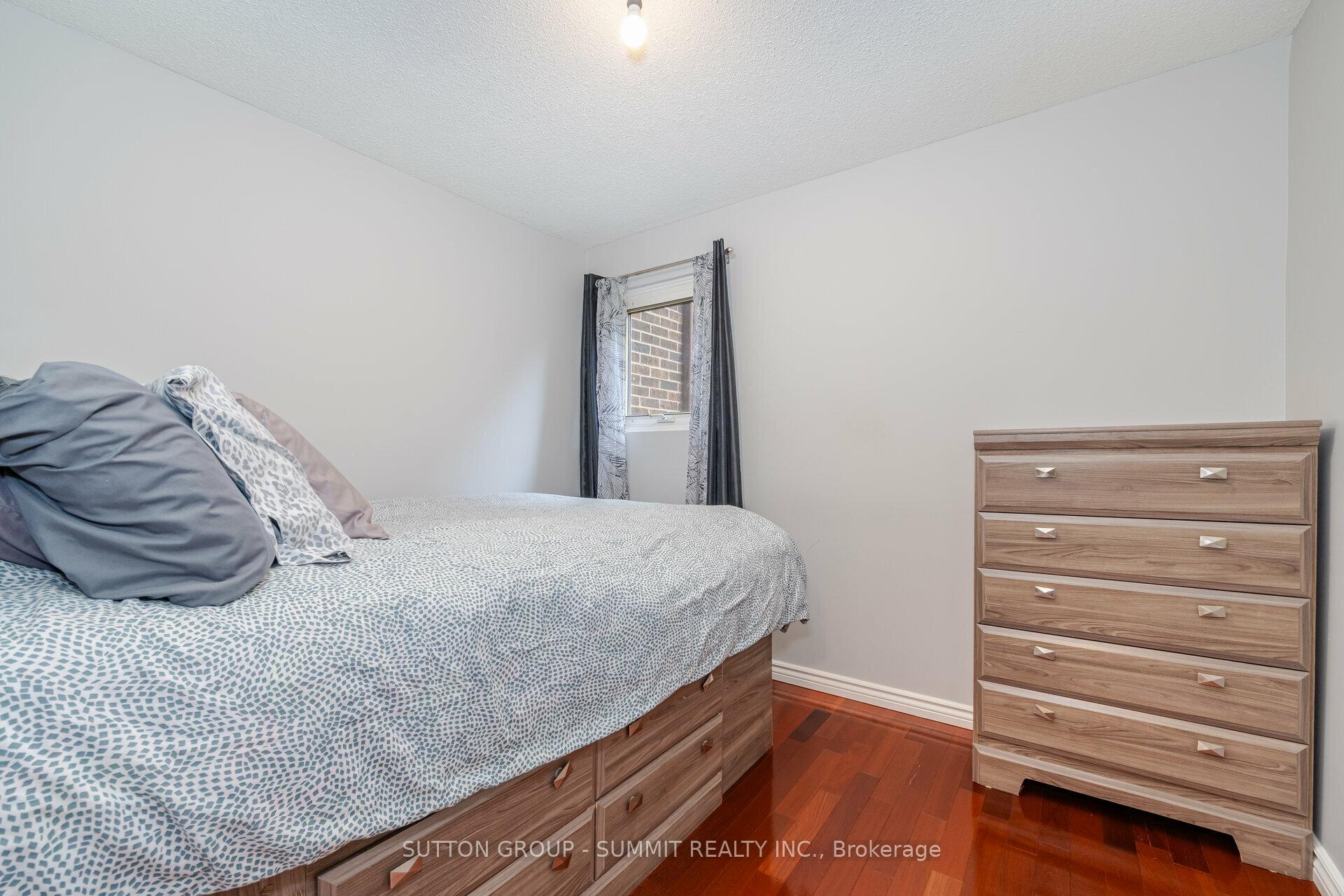 Photo 28 of 4238 Treetop Crescent, Mississauga, Erin Mills — HOMEH