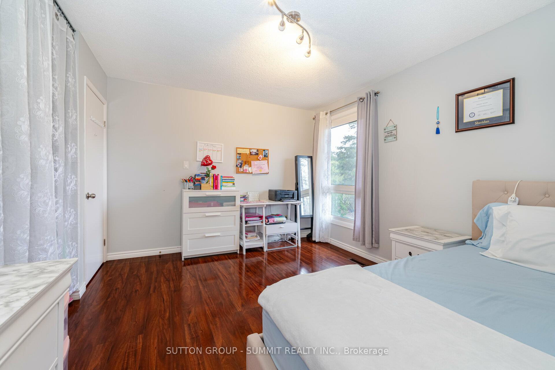 Photo 40 of 4238 Treetop Crescent, Mississauga, Erin Mills — HOMEH