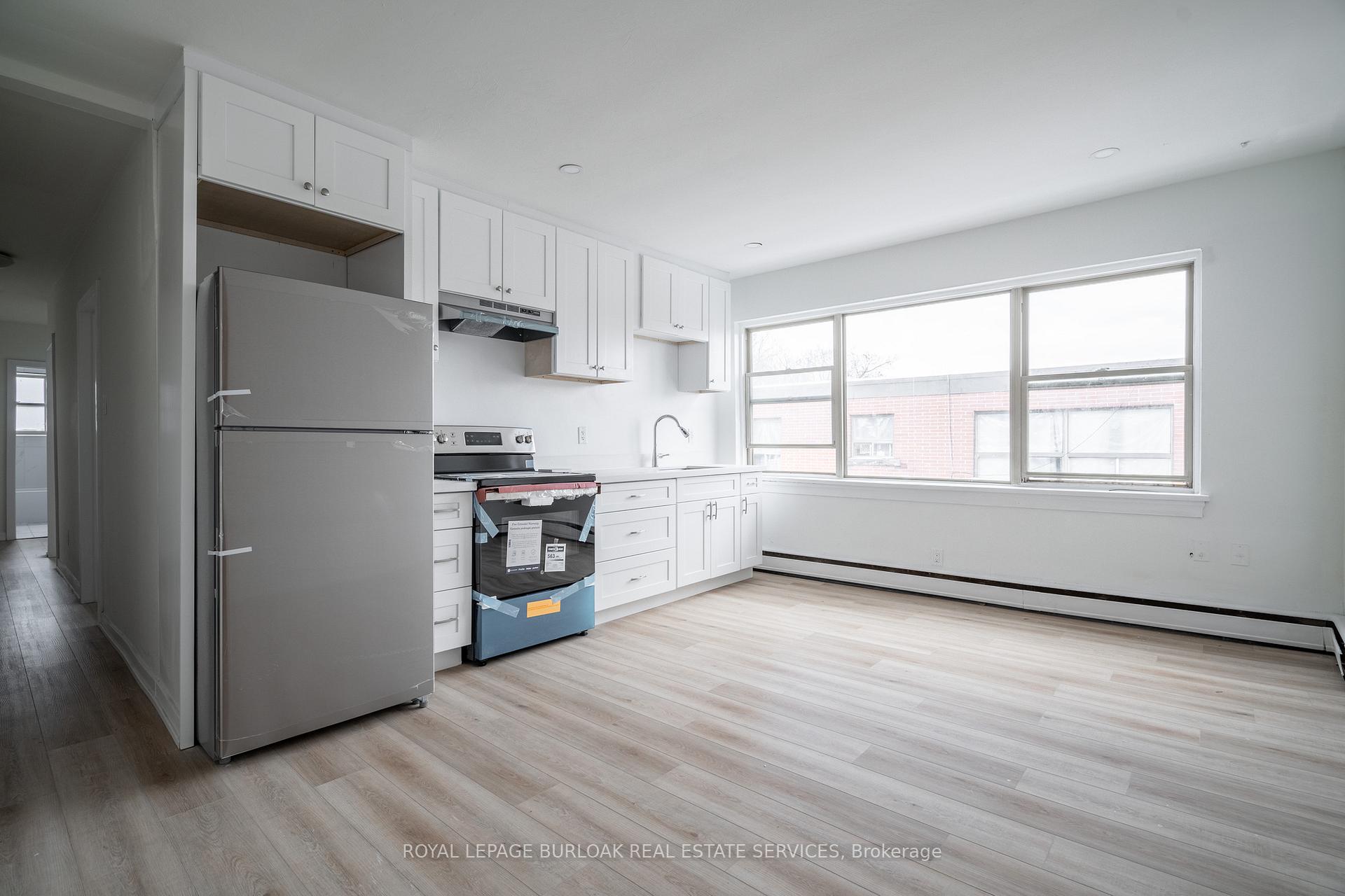 Photo 15 of 165 & 169 Park Row, Hamilton, Delta — HOMEH