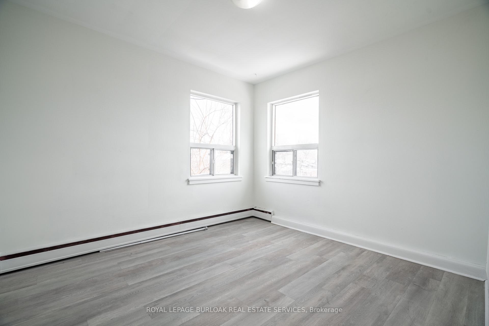 Photo 18 of 165 & 169 Park Row, Hamilton, Delta — HOMEH