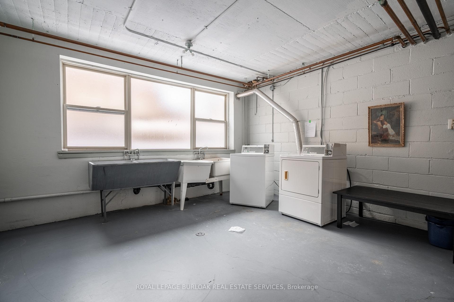 Photo 25 of 165 & 169 Park Row, Hamilton, Delta — HOMEH