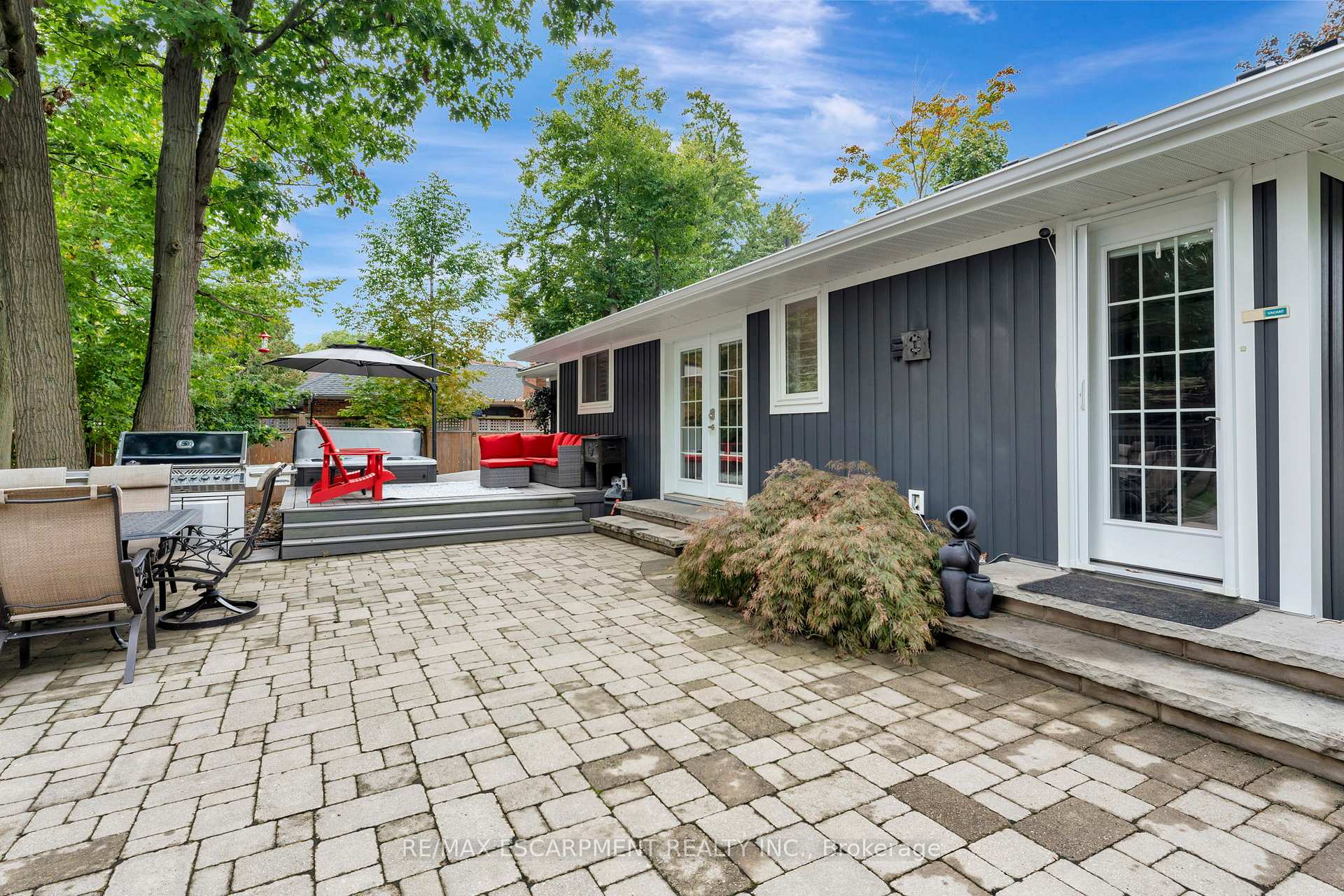 Photo 31 of 240 Parkside Drive, Hamilton, Waterdown — HOMEH