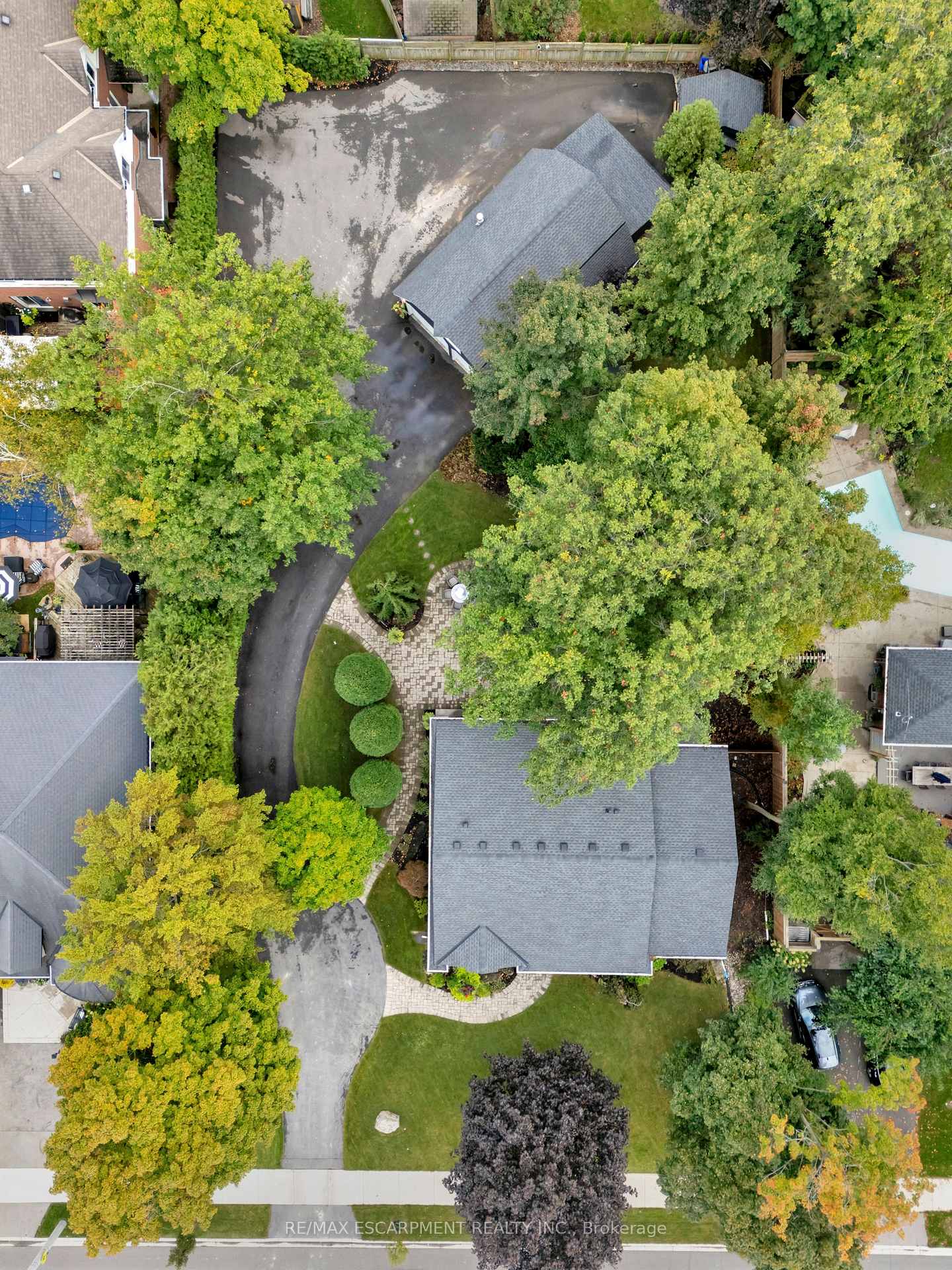 Photo 30 of 240 Parkside Drive, Hamilton, Waterdown — HOMEH