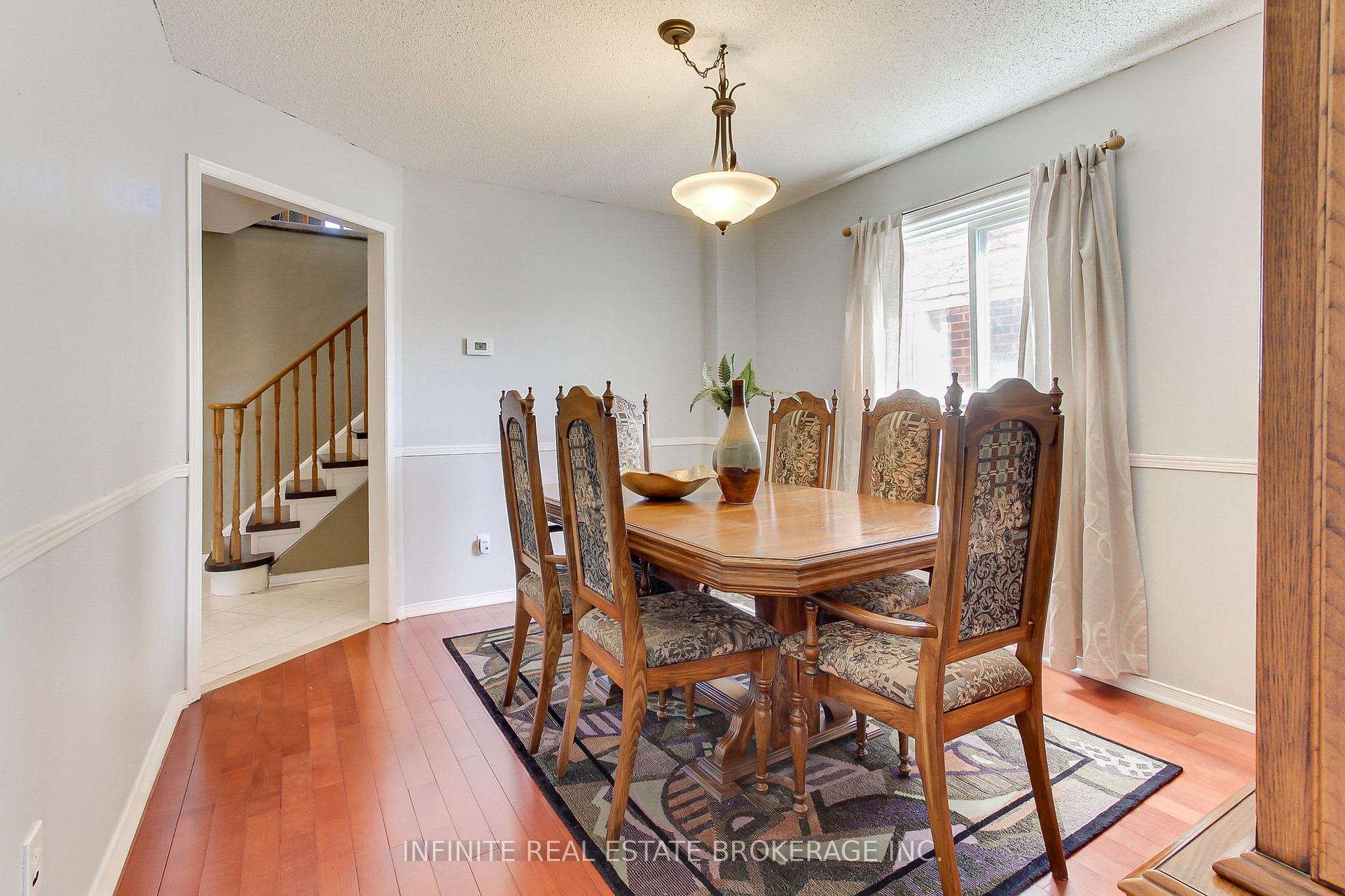 Photo 6 of 70 sable Crescent, Whitby, Rolling Acres — HOMEH