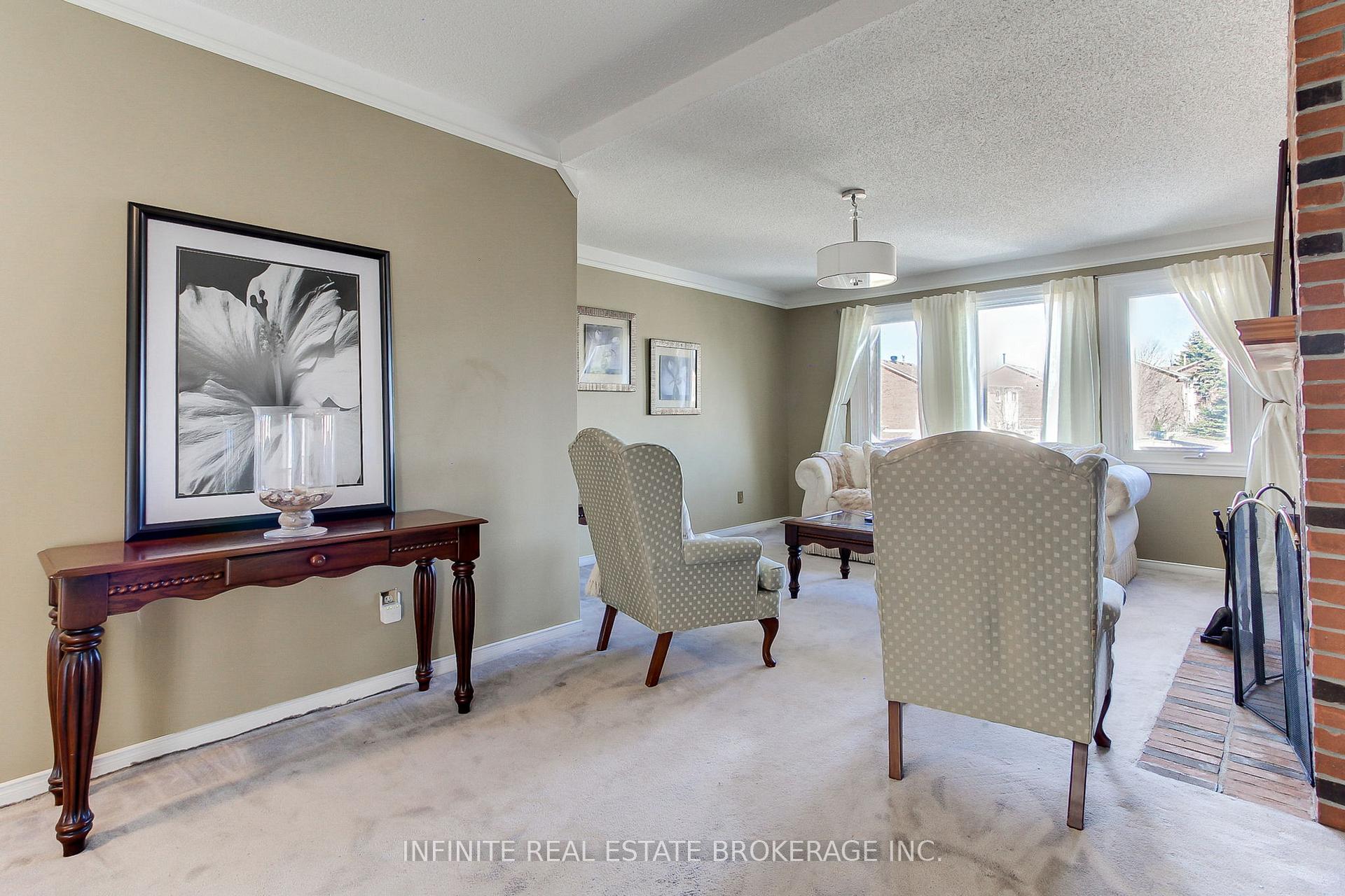 Photo 24 of 70 sable Crescent, Whitby, Rolling Acres — HOMEH