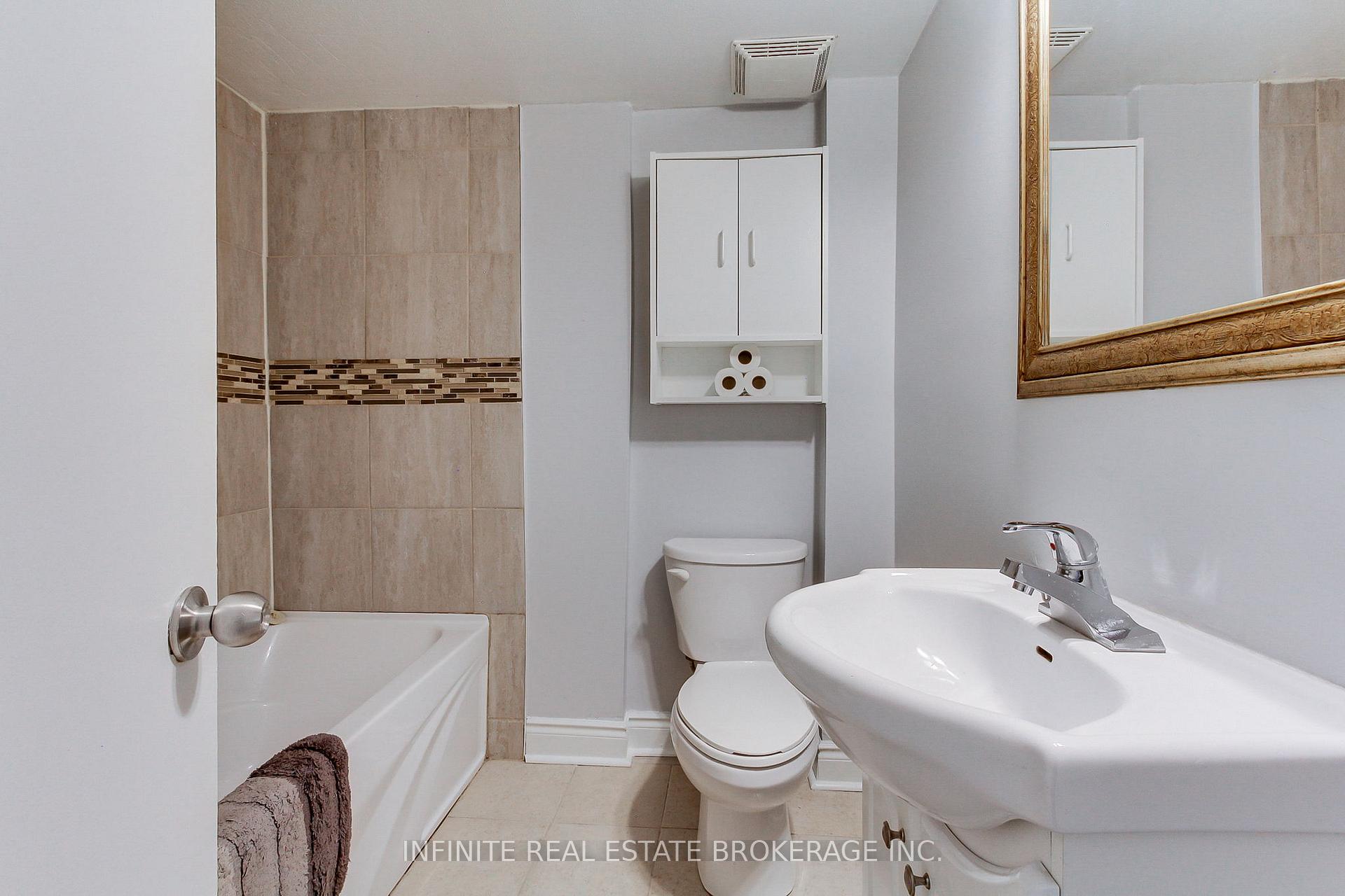 Photo 39 of 70 sable Crescent, Whitby, Rolling Acres — HOMEH