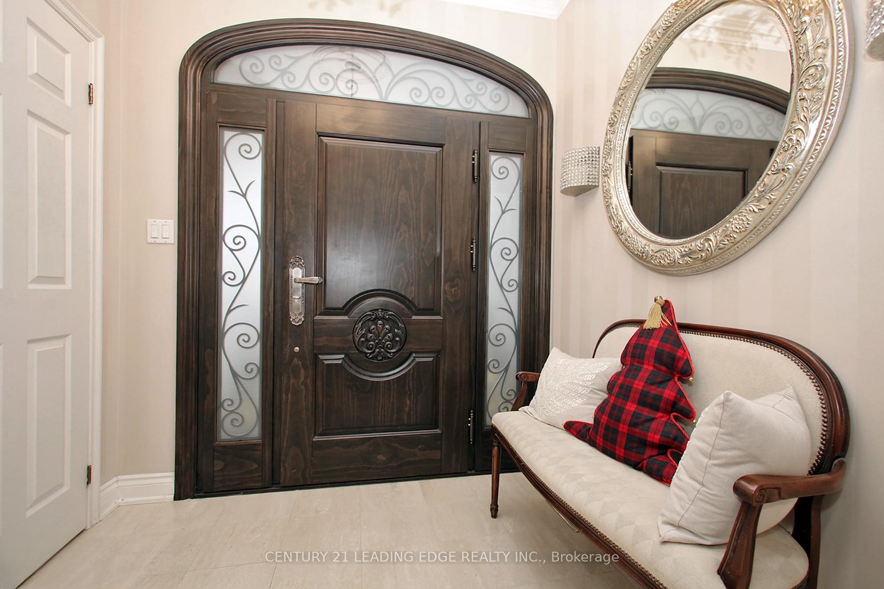 Photo 7 of 6 Wrenwood Court, Markham, Unionville — HOMEH