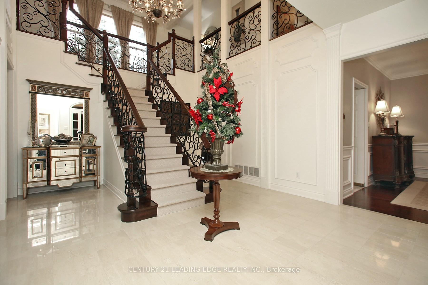 Photo 5 of 6 Wrenwood Court, Markham, Unionville — HOMEH
