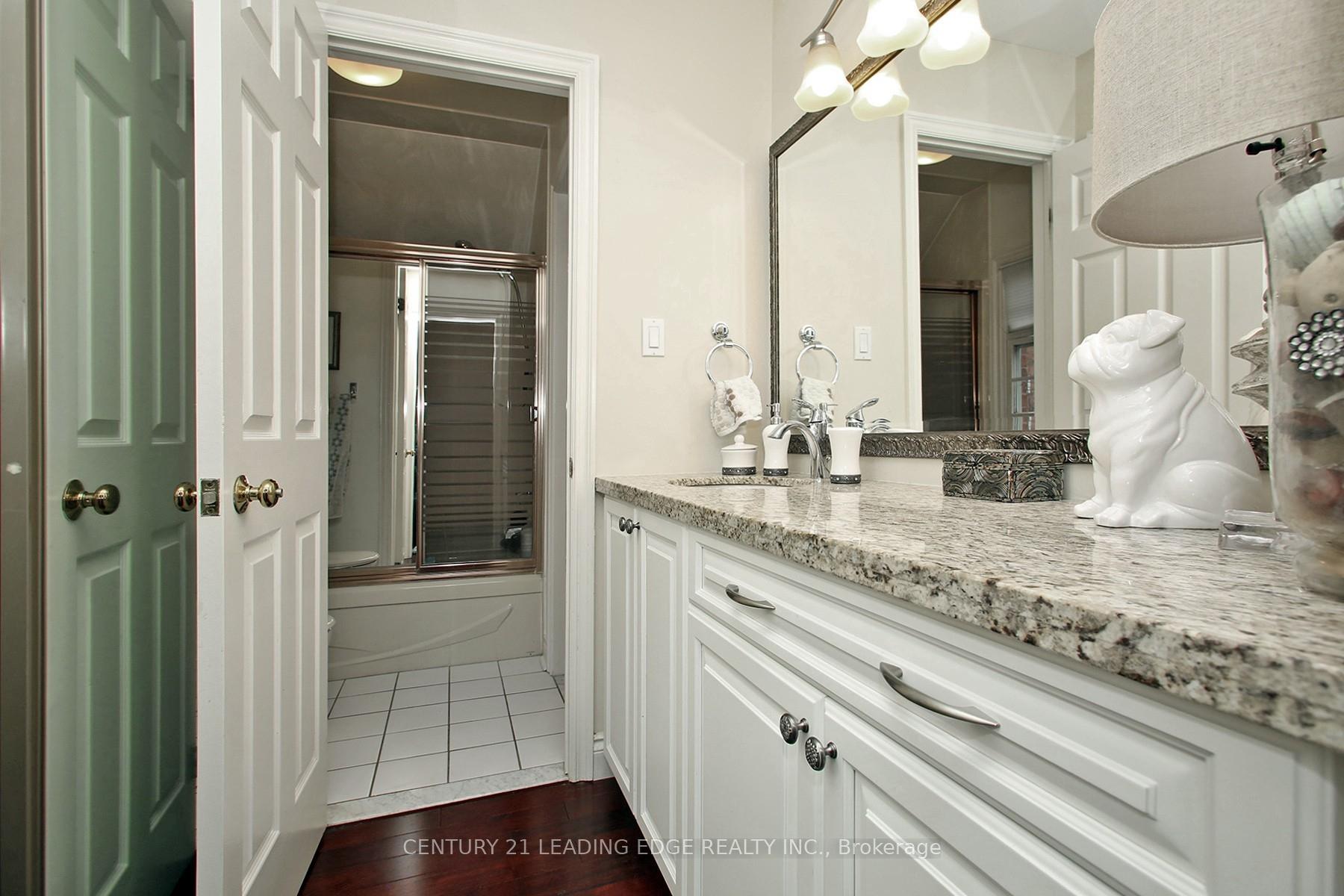 Photo 28 of 6 Wrenwood Court, Markham, Unionville — HOMEH