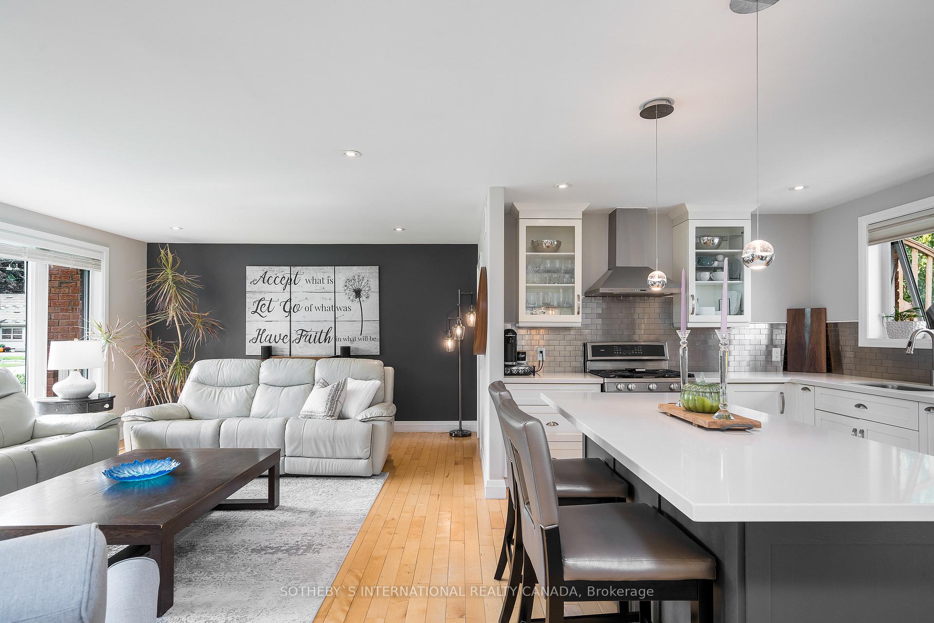 Photo 5 of 18 Nelson Street, Clearview, Creemore — HOMEH
