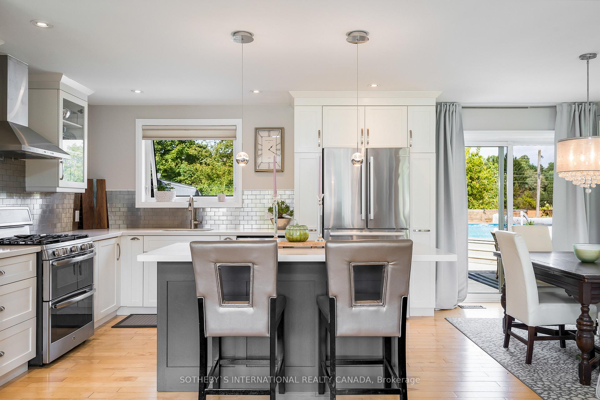 Photo 22 of 18 Nelson Street, Clearview, Creemore — HOMEH