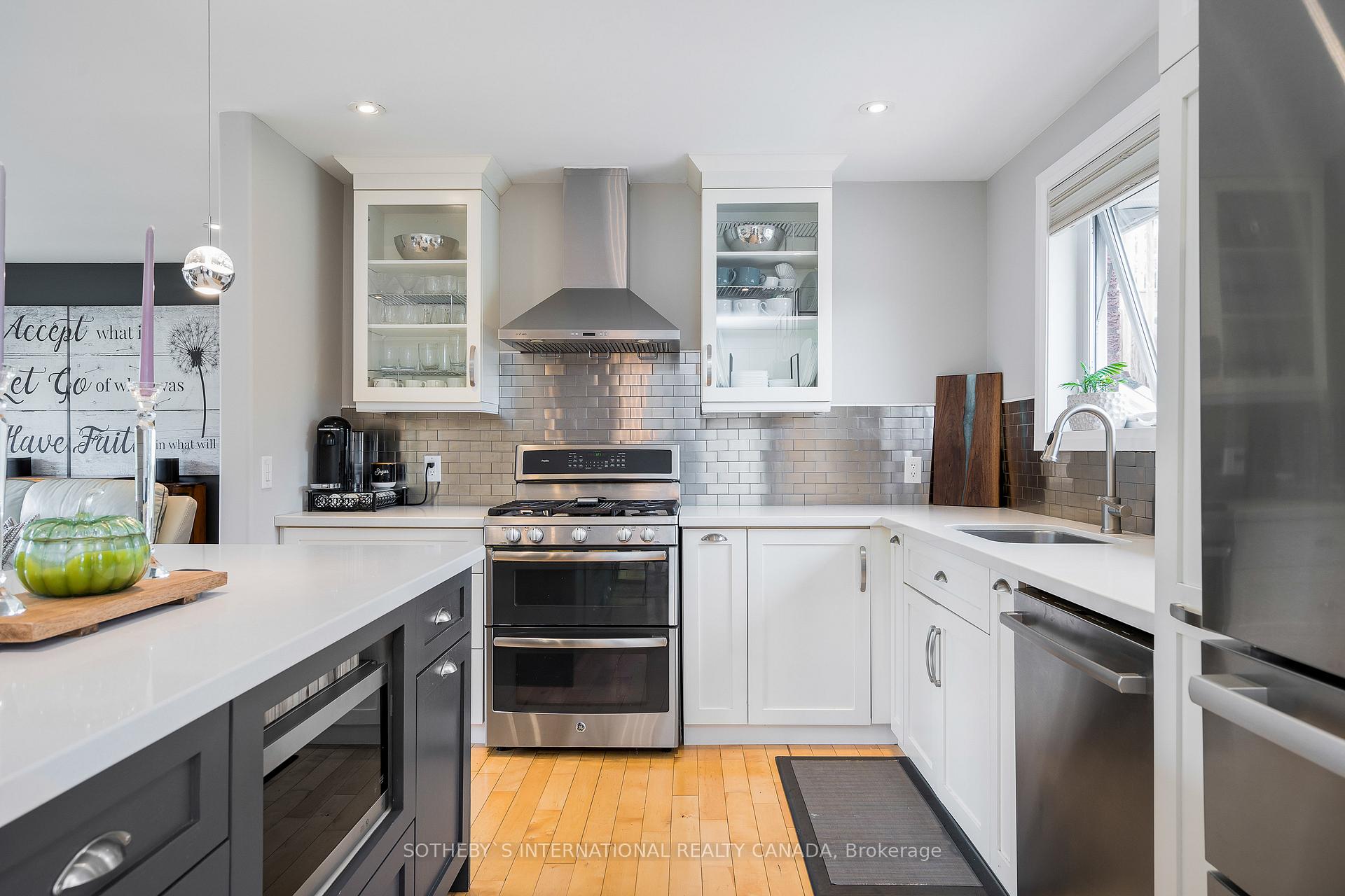 Photo 15 of 18 Nelson Street, Clearview, Creemore — HOMEH