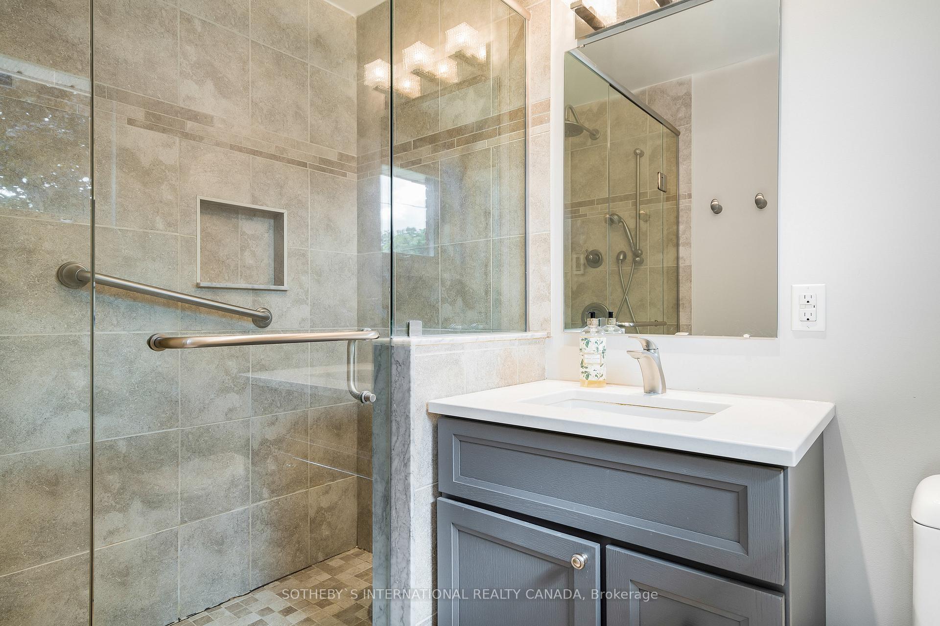Photo 19 of 18 Nelson Street, Clearview, Creemore — HOMEH