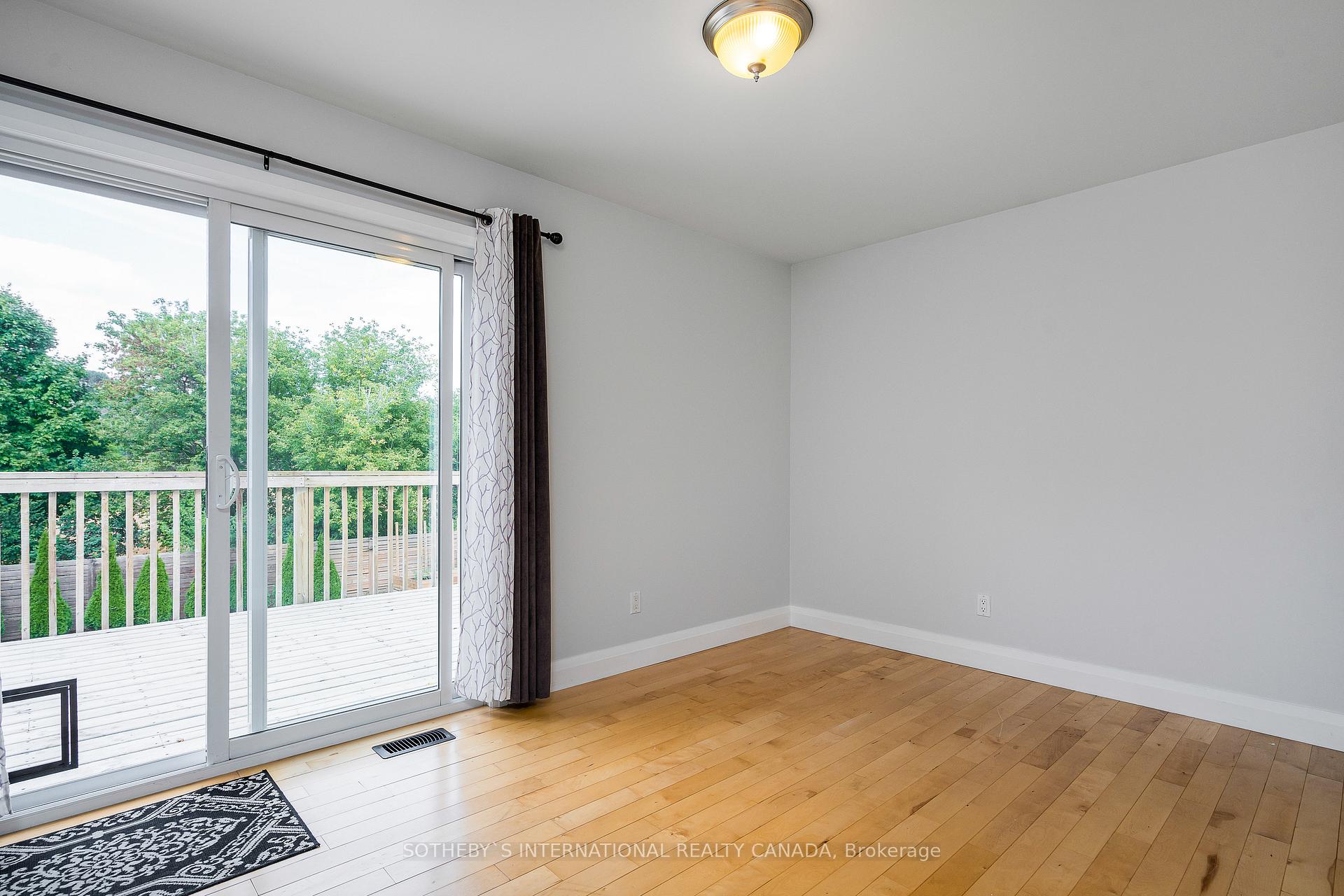 Photo 33 of 18 Nelson Street, Clearview, Creemore — HOMEH
