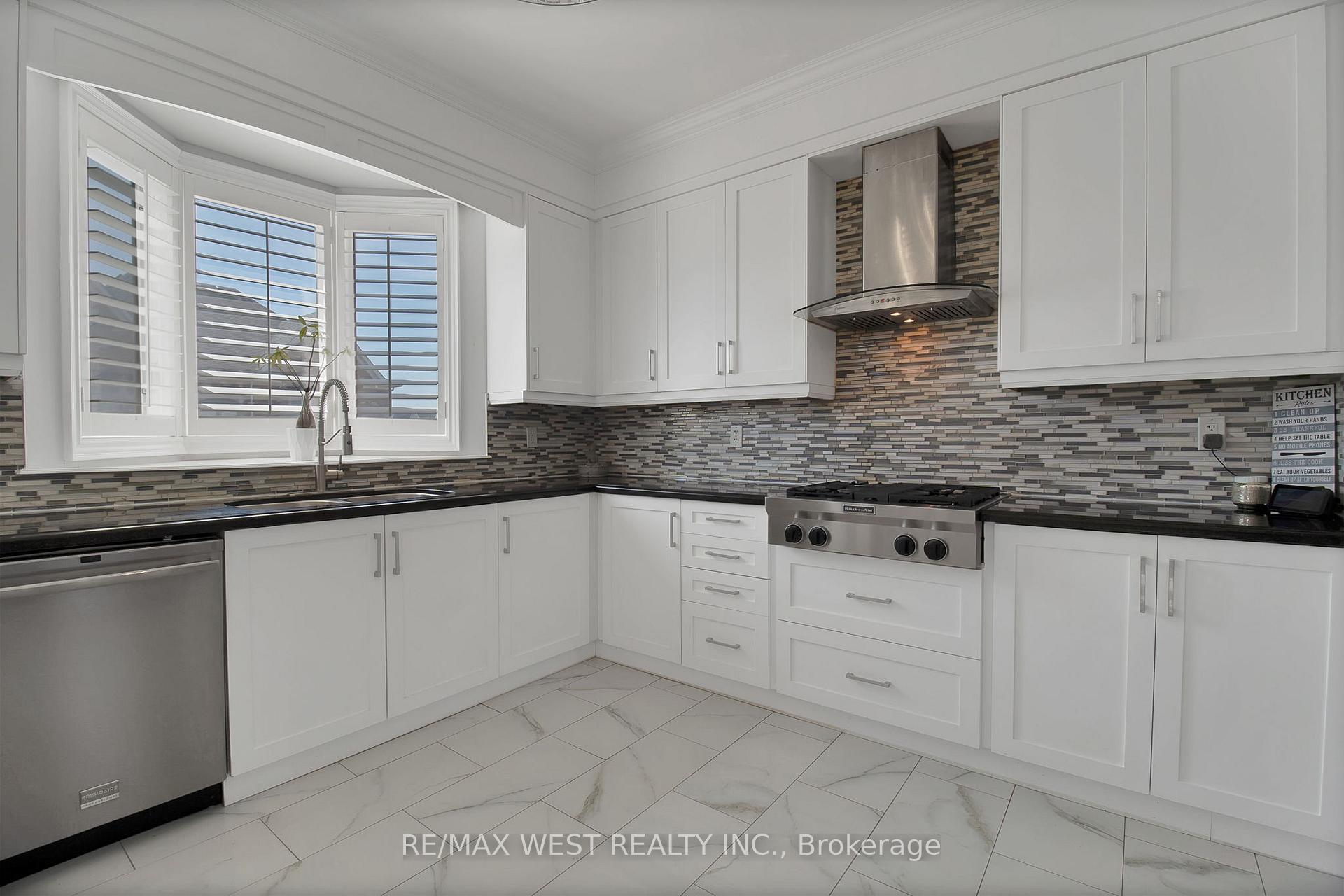 Photo 21 of 3 Fallowfield Road, Brampton, Credit Valley — HOMEH