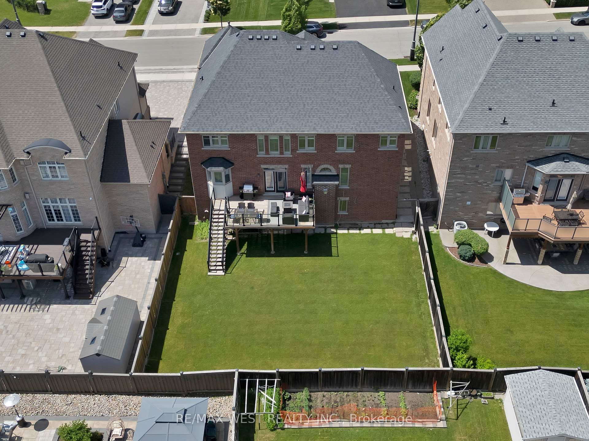 Photo 38 of 3 Fallowfield Road, Brampton, Credit Valley — HOMEH