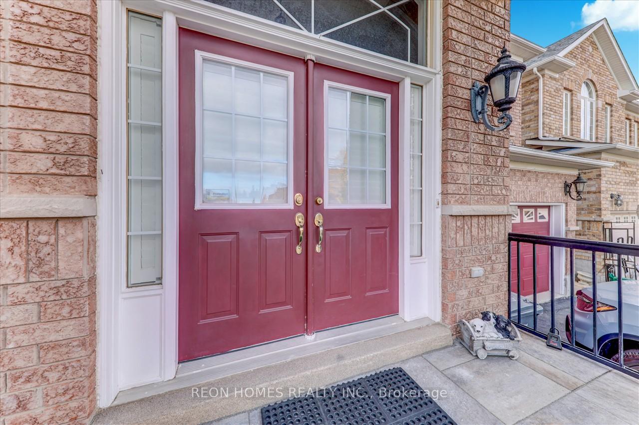 Photo 2 of 11 Pathmaster Road, Brampton, Bram East — HOMEH